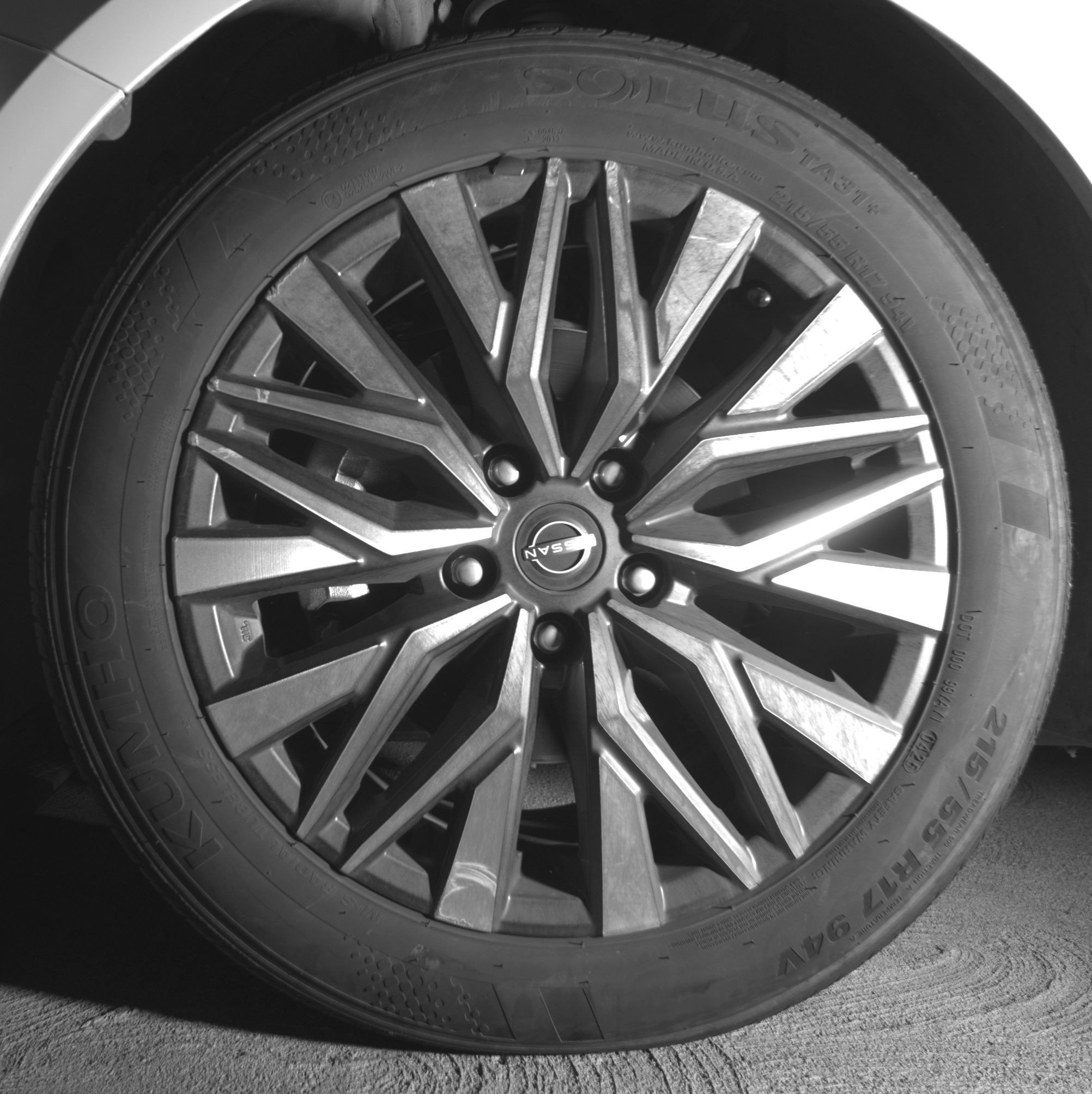 Thumbnail: 2025 Nissan Altima - 12