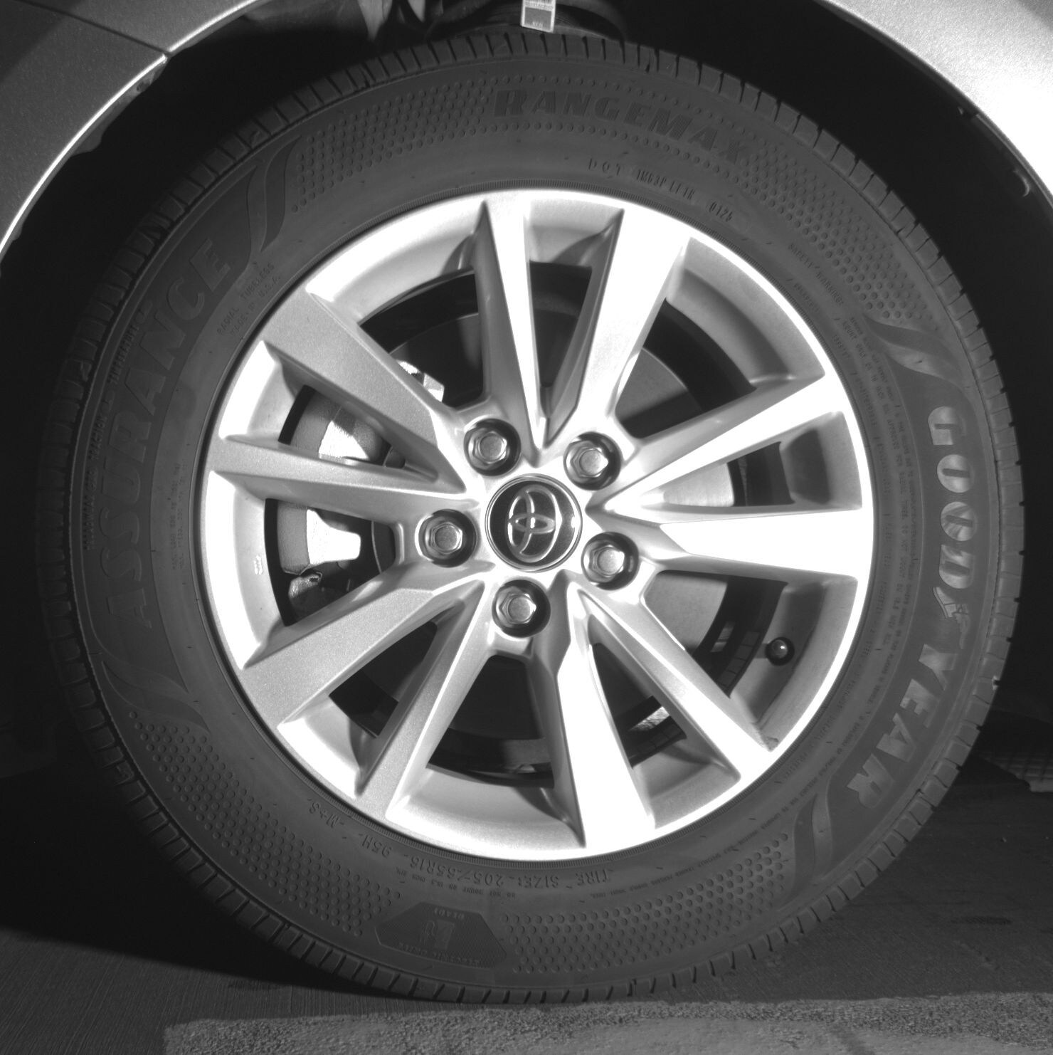 Thumbnail: 2025 Toyota Camry - 9