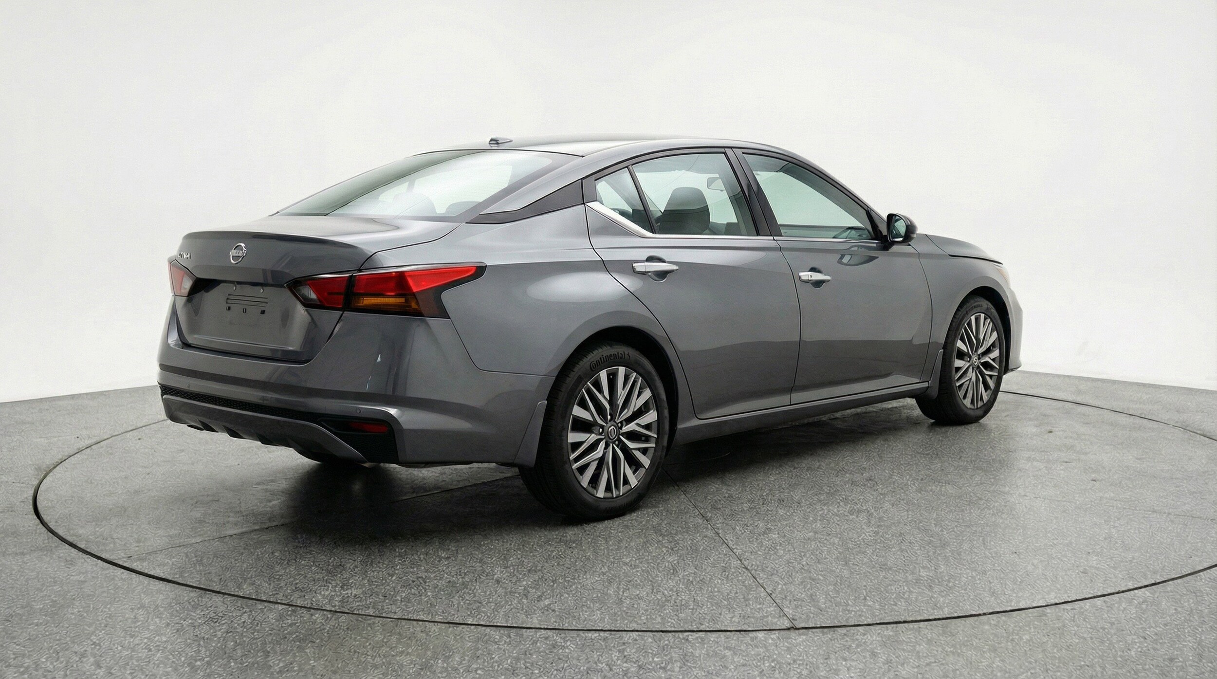 Thumbnail: 2025 Nissan Altima - 9