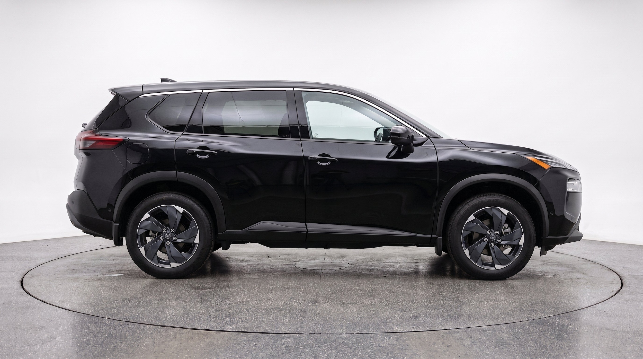 Thumbnail: 2025 Nissan Rogue - 10