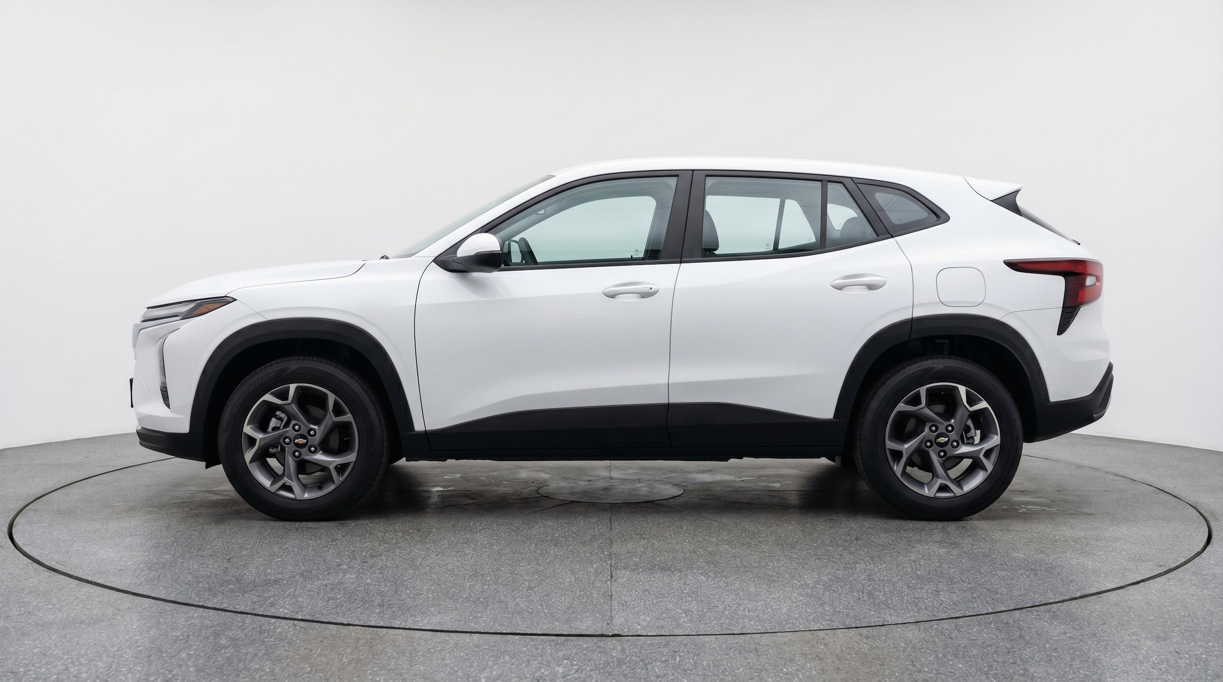 Thumbnail: 2025 Chevrolet Trax - 5