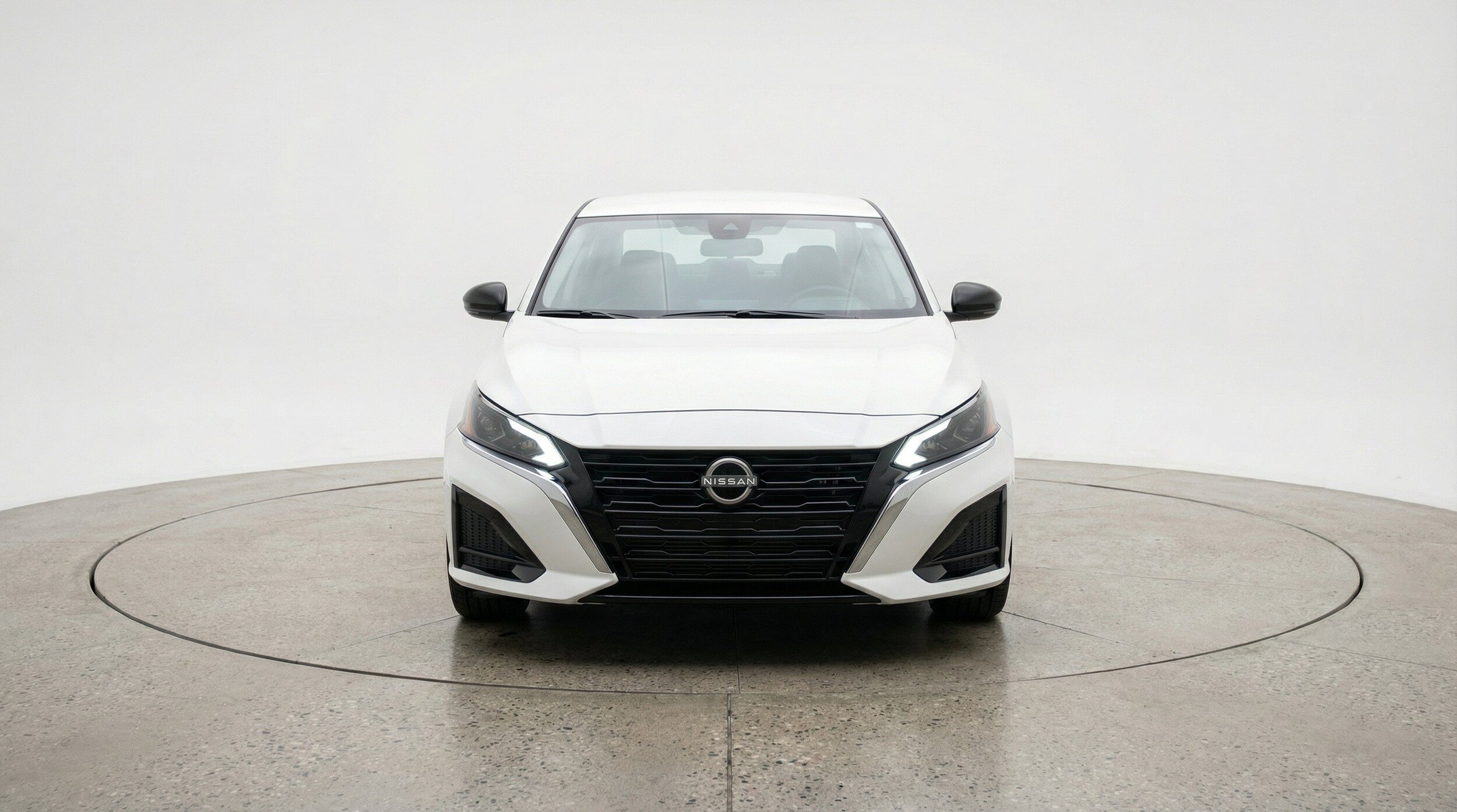 Thumbnail: 2025 Nissan Altima - 2