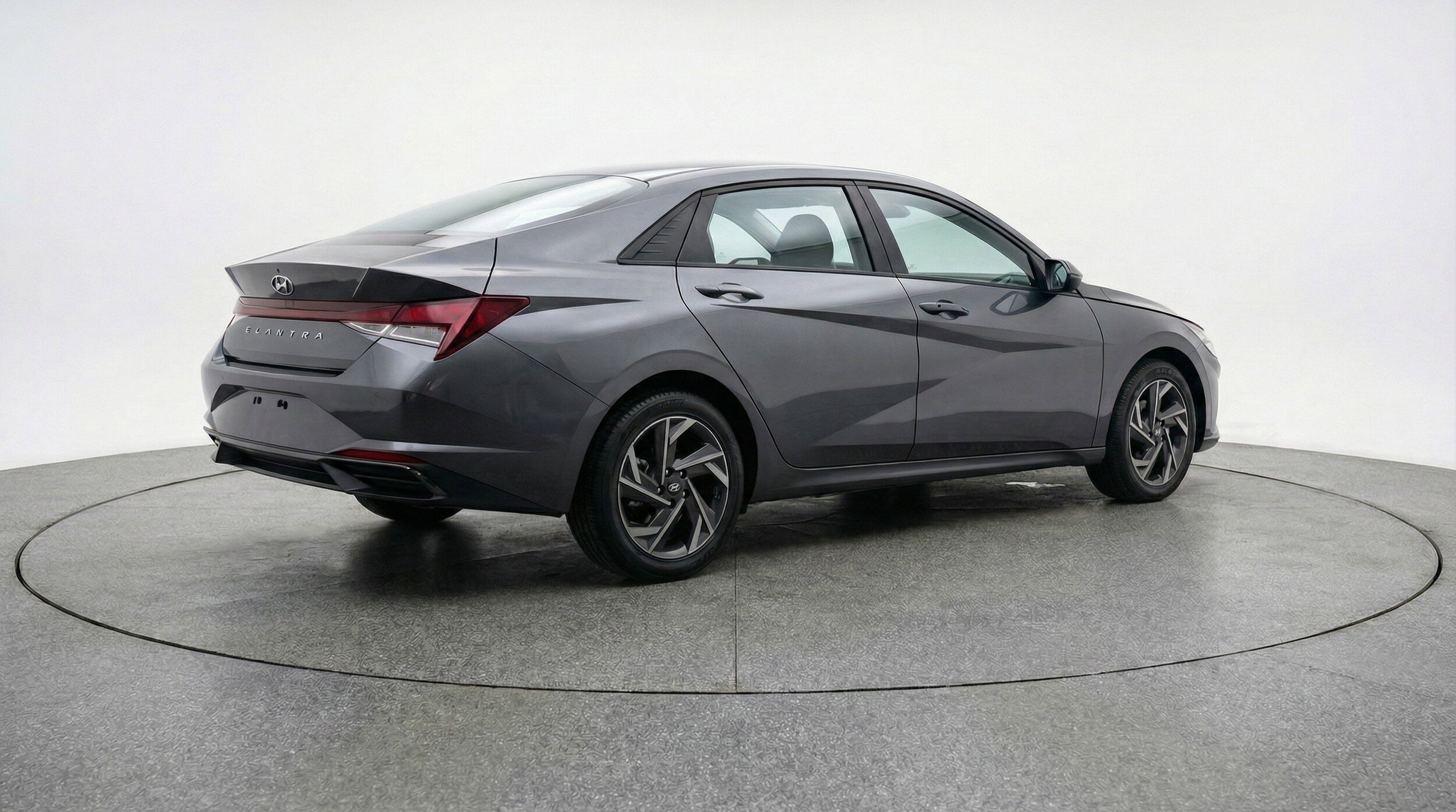 Thumbnail: 2025 Hyundai Elantra - 9