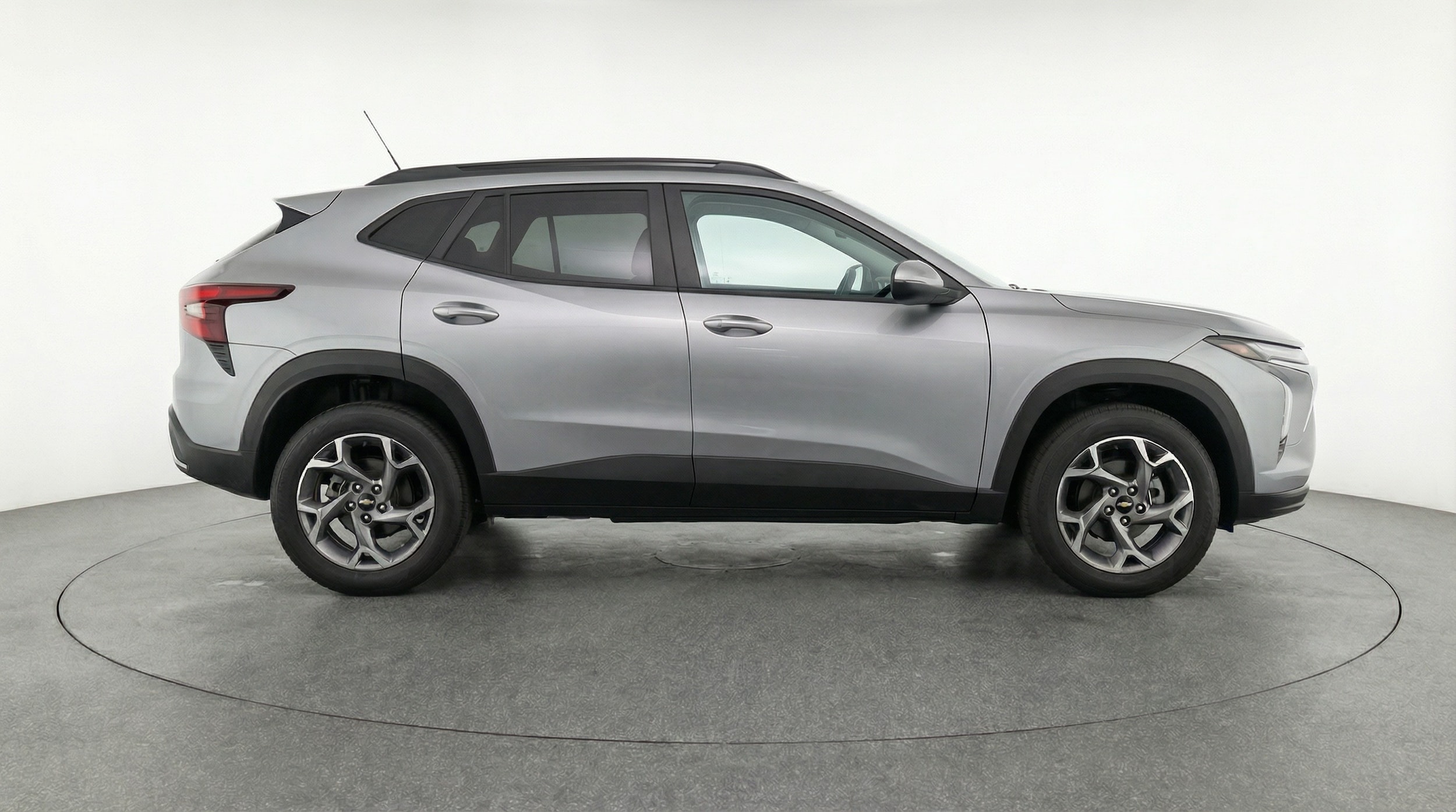 Thumbnail: 2025 Chevrolet Trax - 8