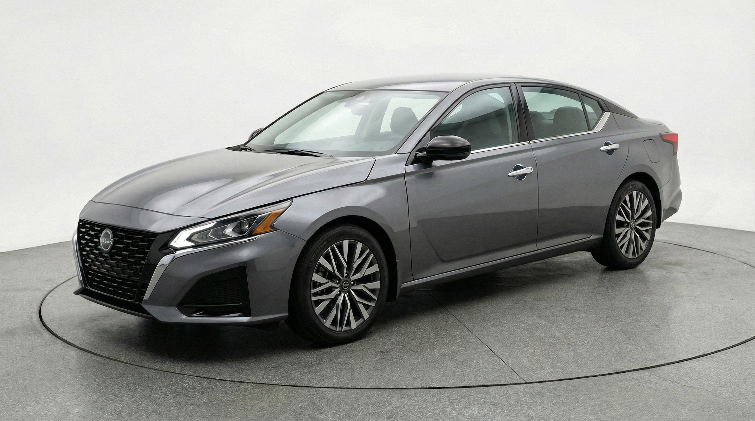 Thumbnail: 2025 Nissan Altima - 3