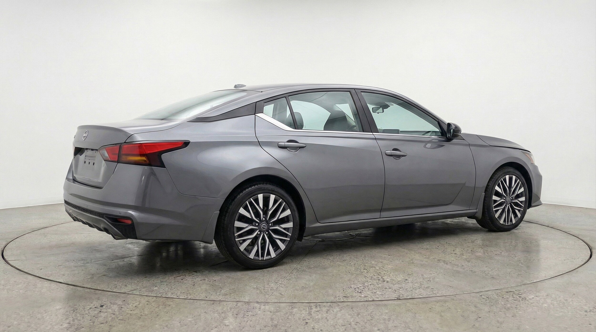 Thumbnail: 2025 Nissan Altima - 9