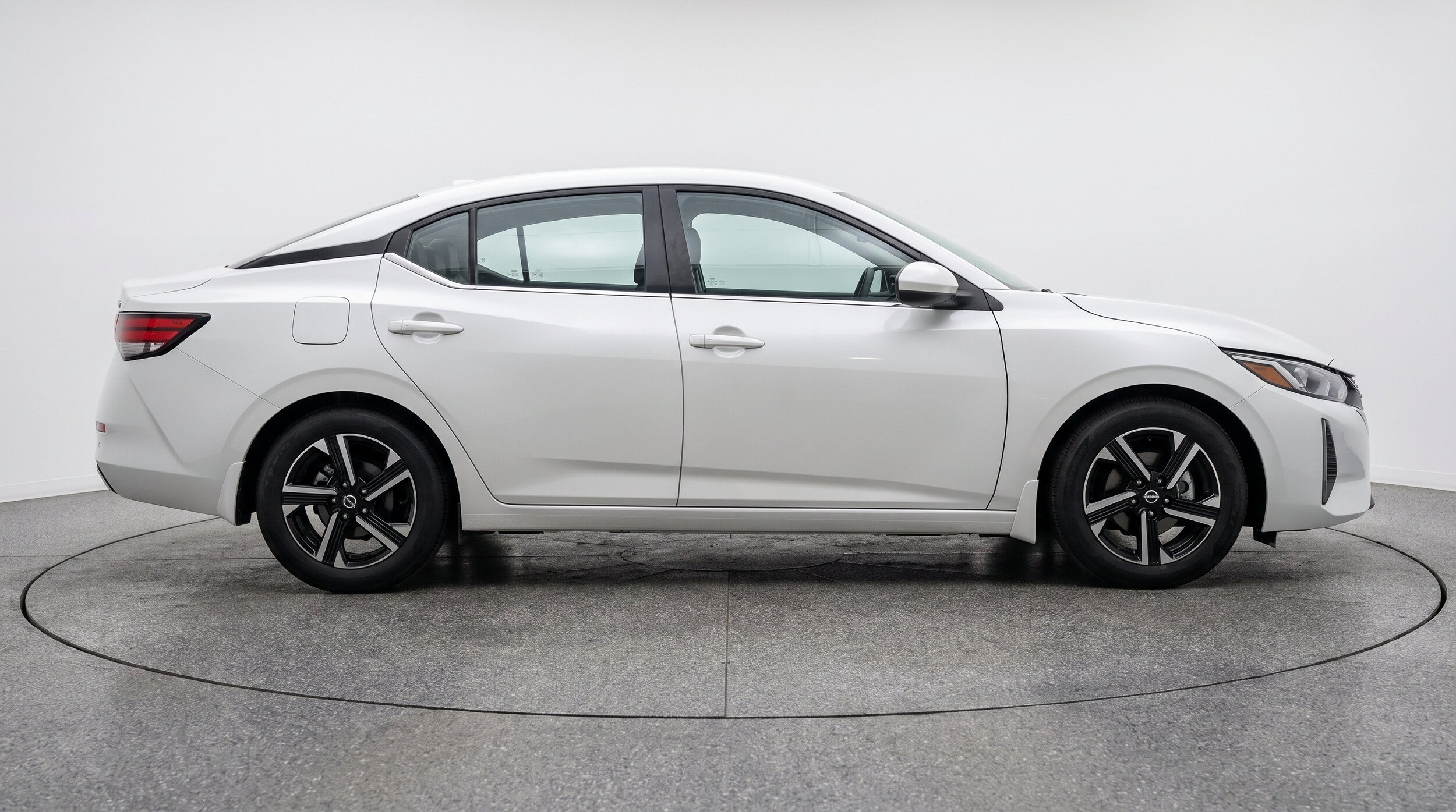 Thumbnail: 2025 Nissan Sentra - 11