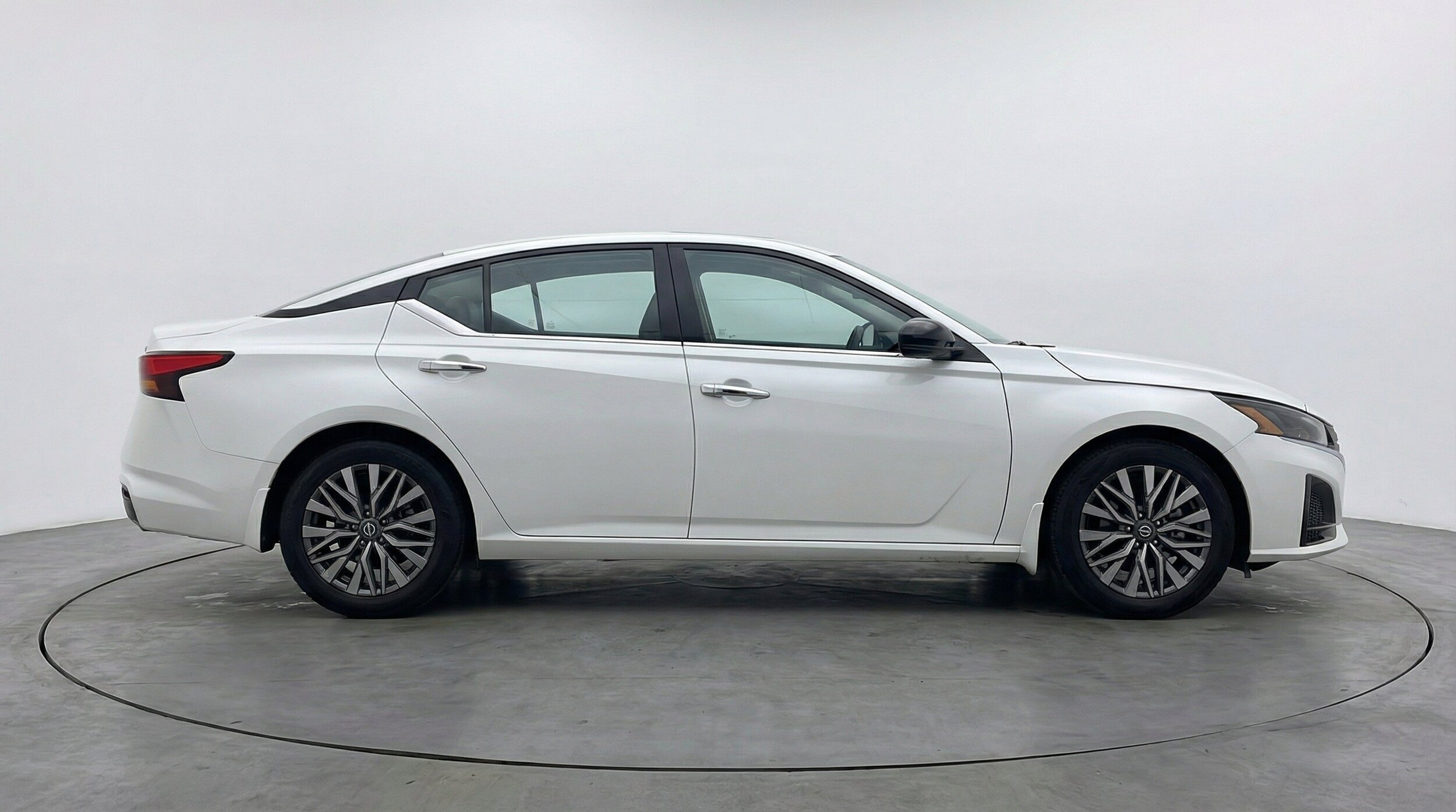 Thumbnail: 2025 Nissan Altima - 11