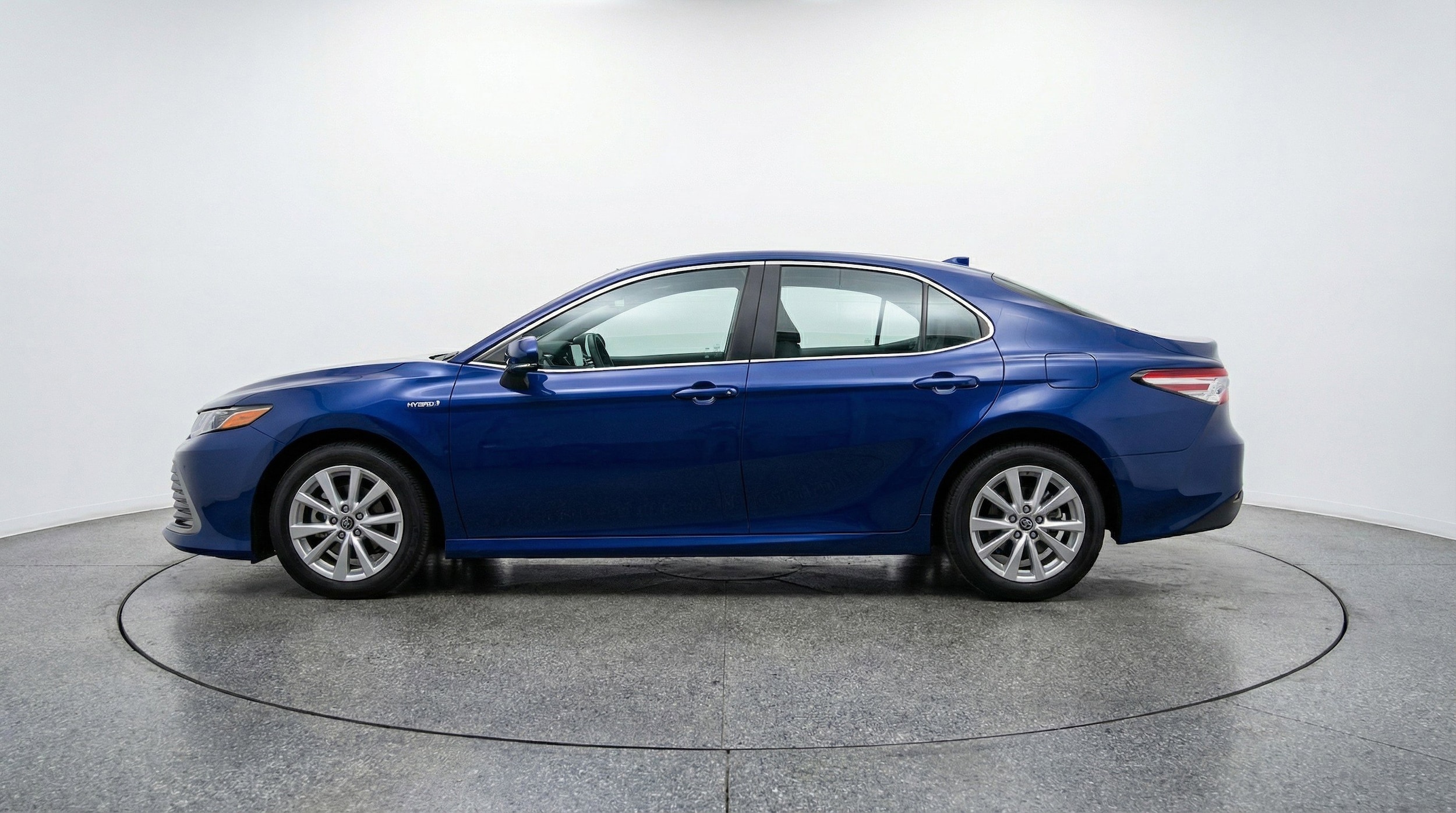 Thumbnail: 2025 Toyota Camry - 5