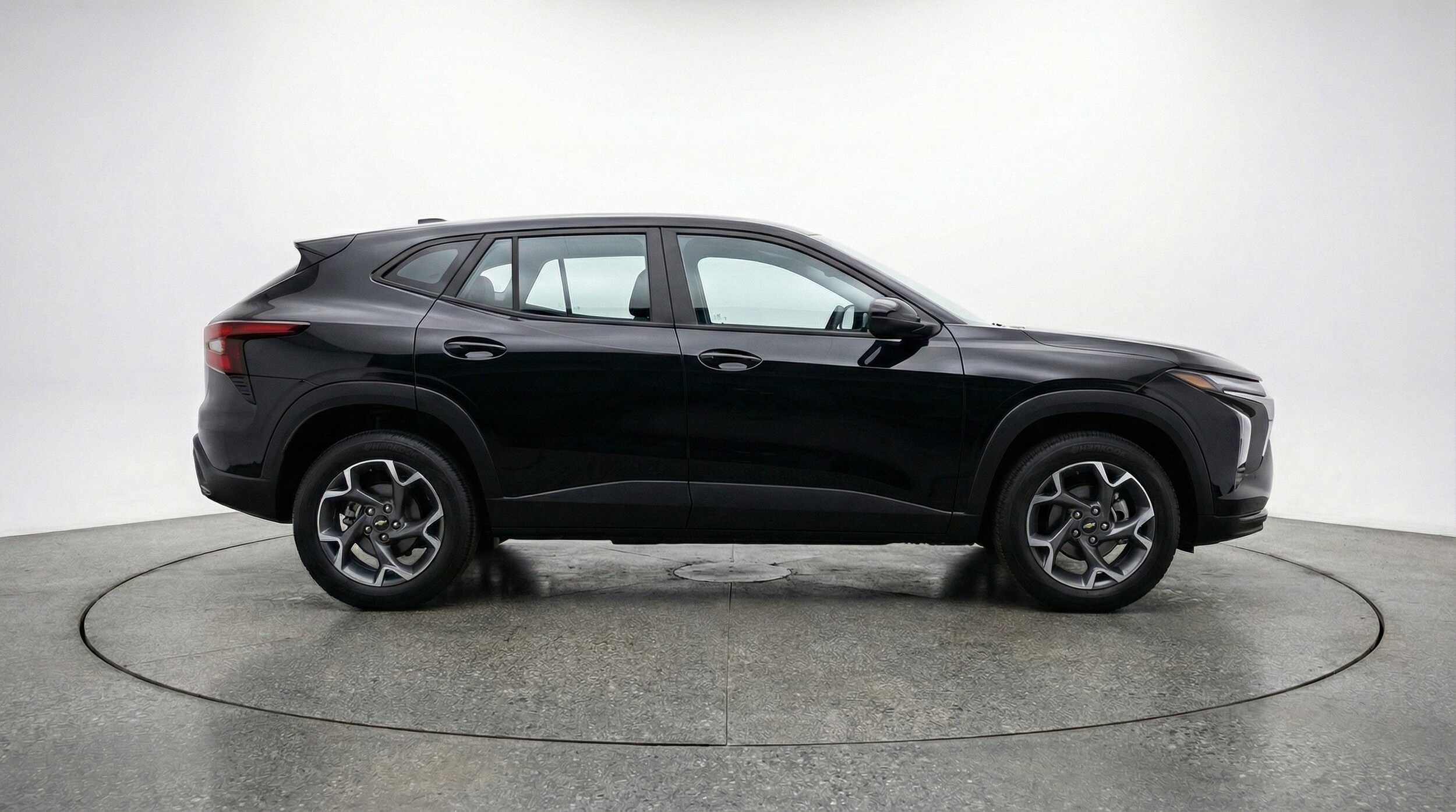 Thumbnail: 2025 Chevrolet Trax - 11