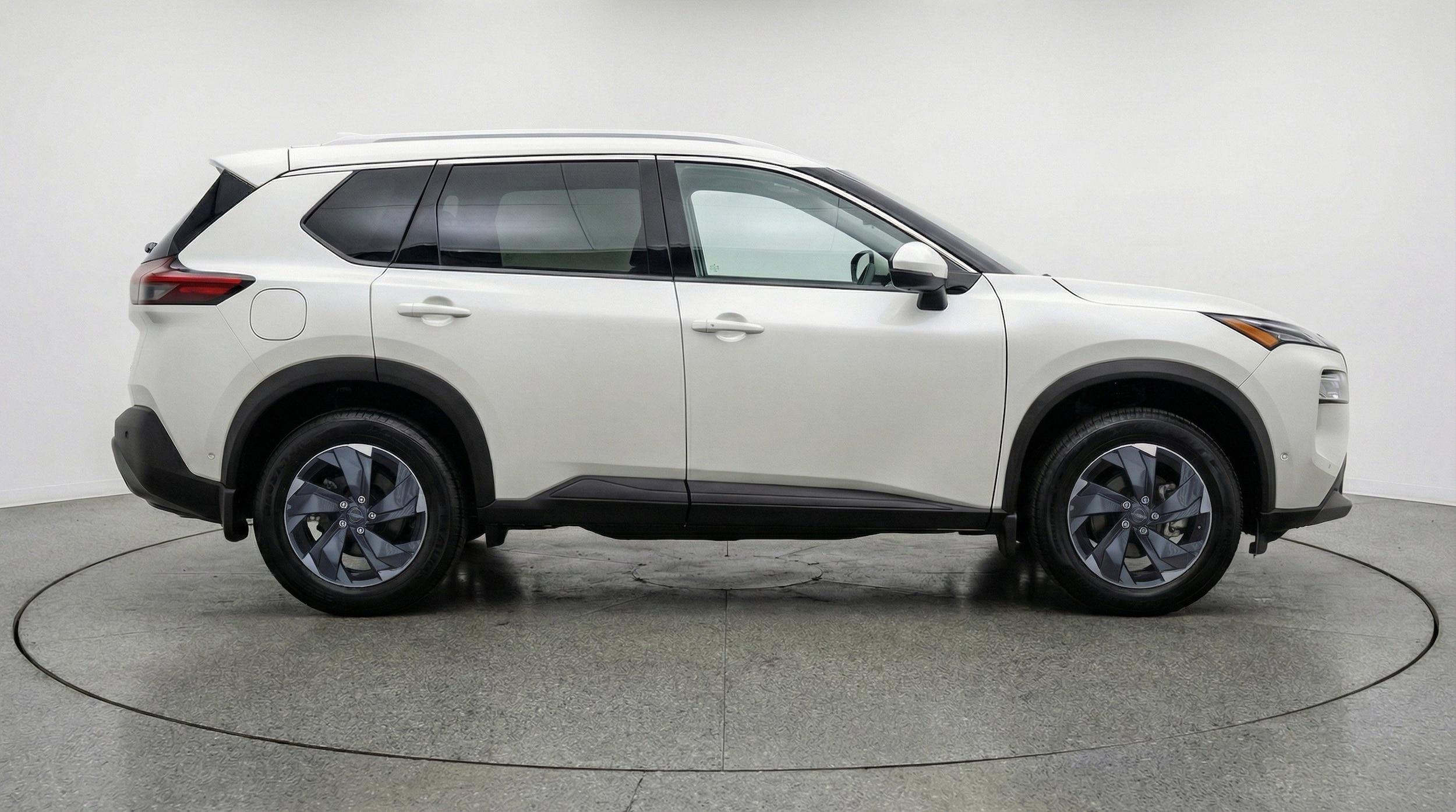 Thumbnail: 2025 Nissan Rogue - 11