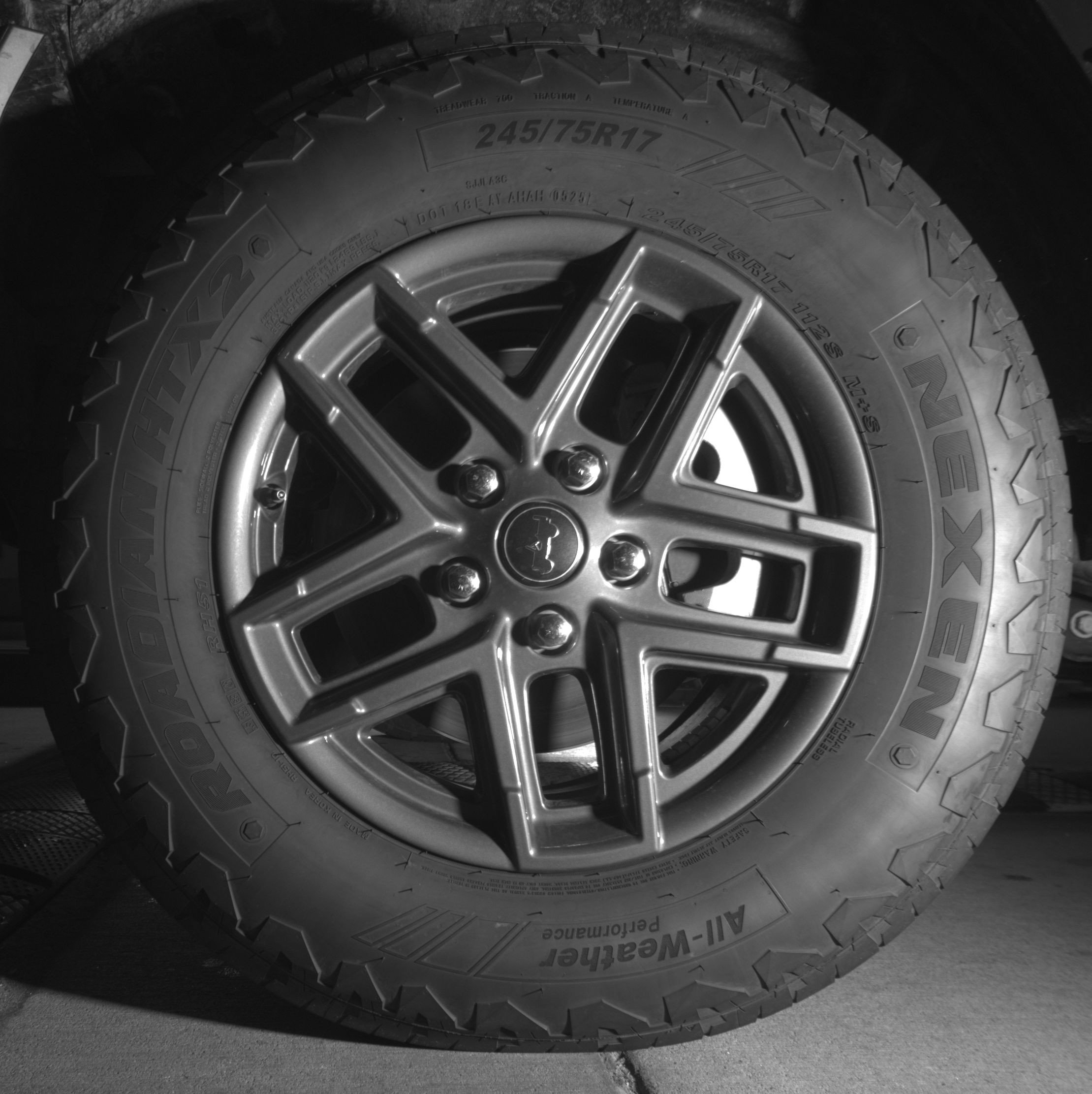 Thumbnail: 2025 Jeep Wrangler - 12