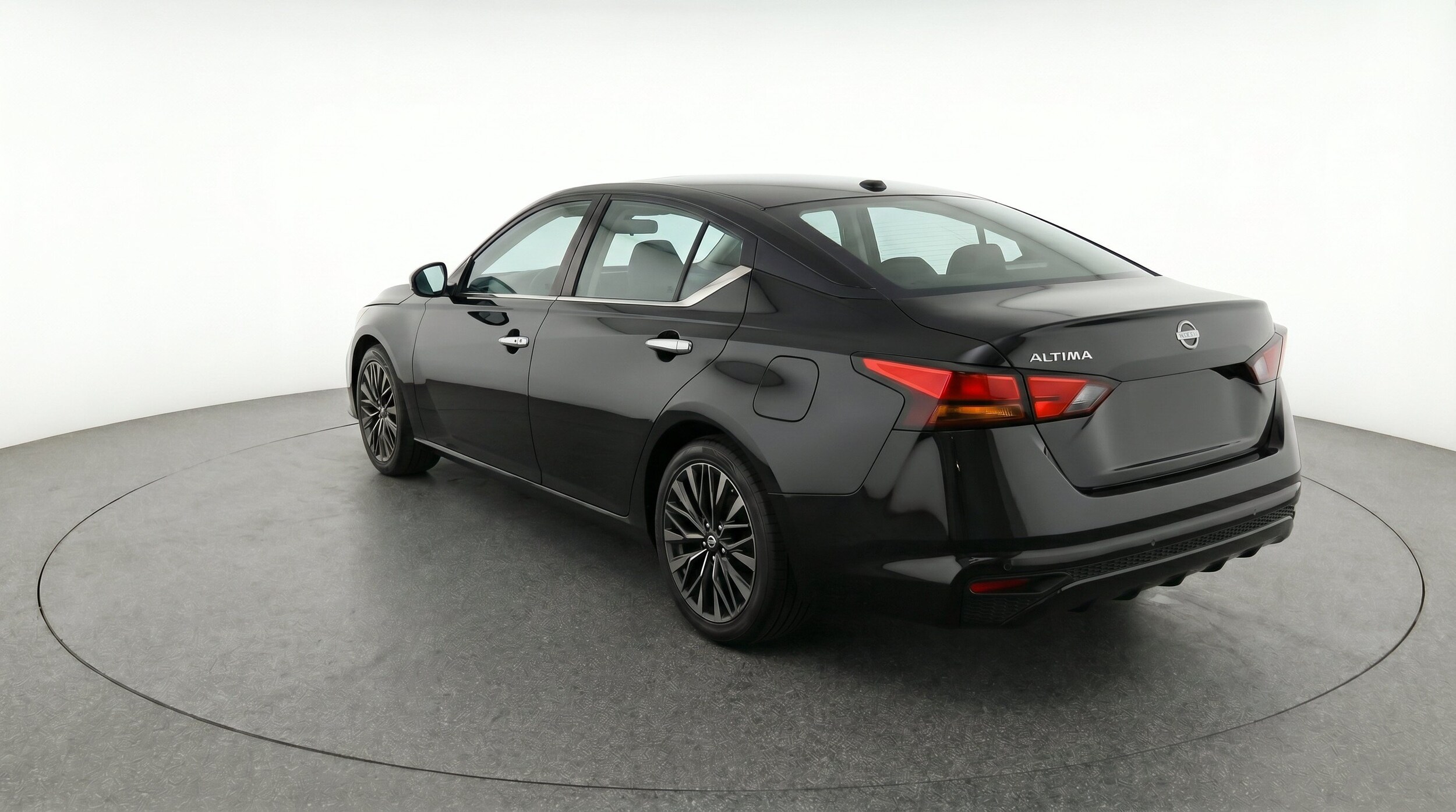 Thumbnail: 2025 Nissan Altima - 6