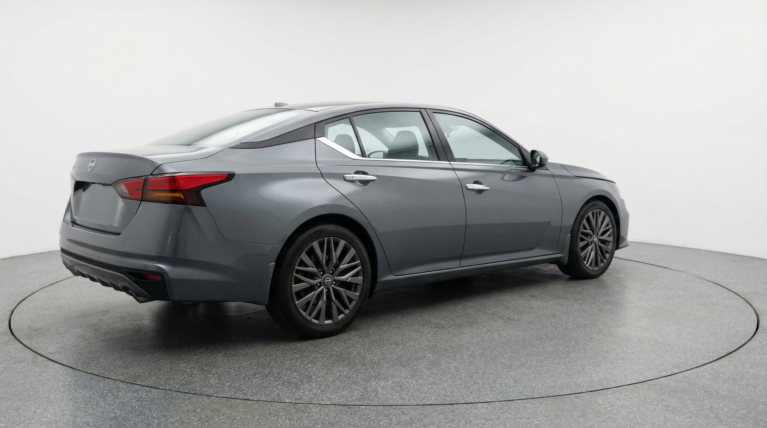 Thumbnail: 2025 Nissan Altima - 9