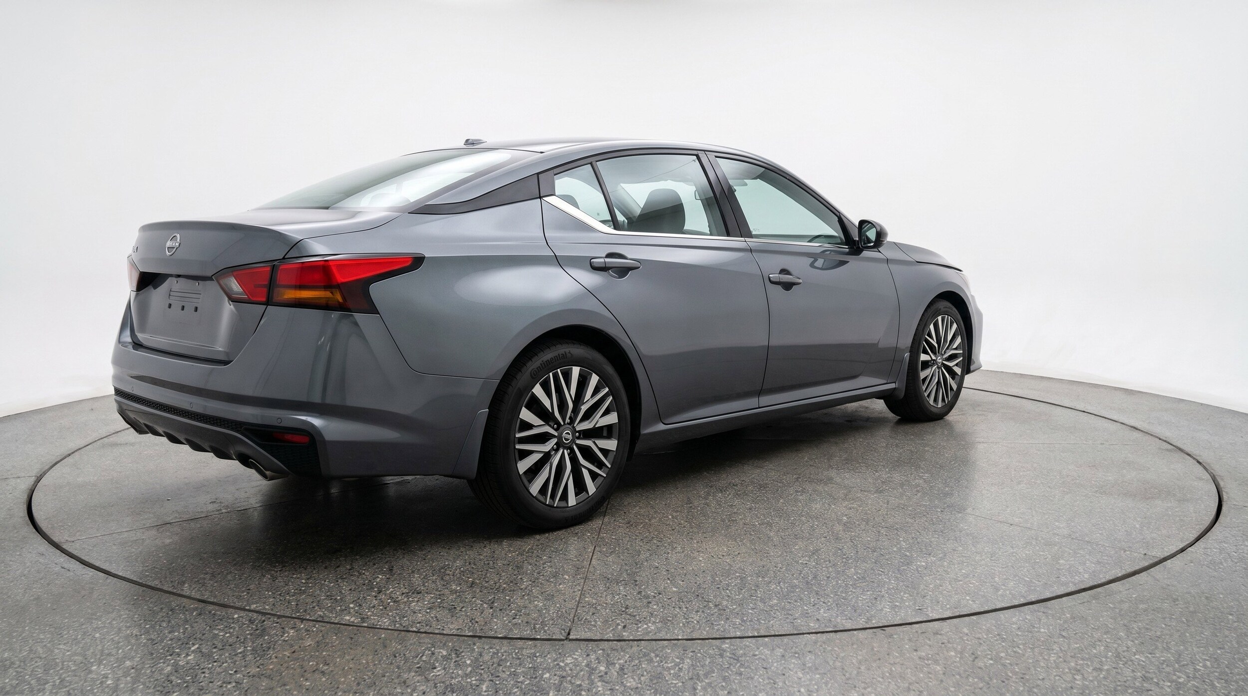 Thumbnail: 2025 Nissan Altima - 9