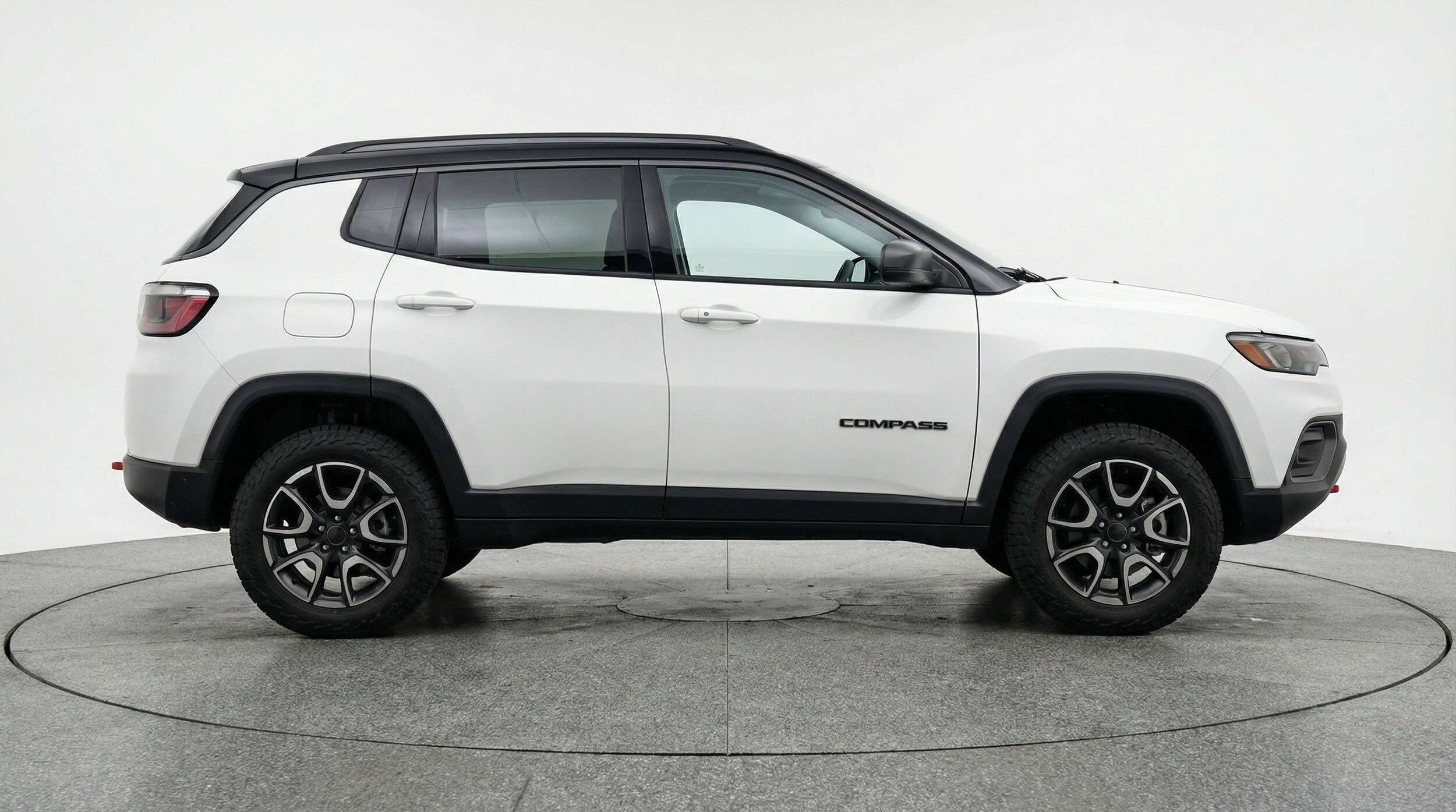 Thumbnail: 2025 Jeep Compass - 11