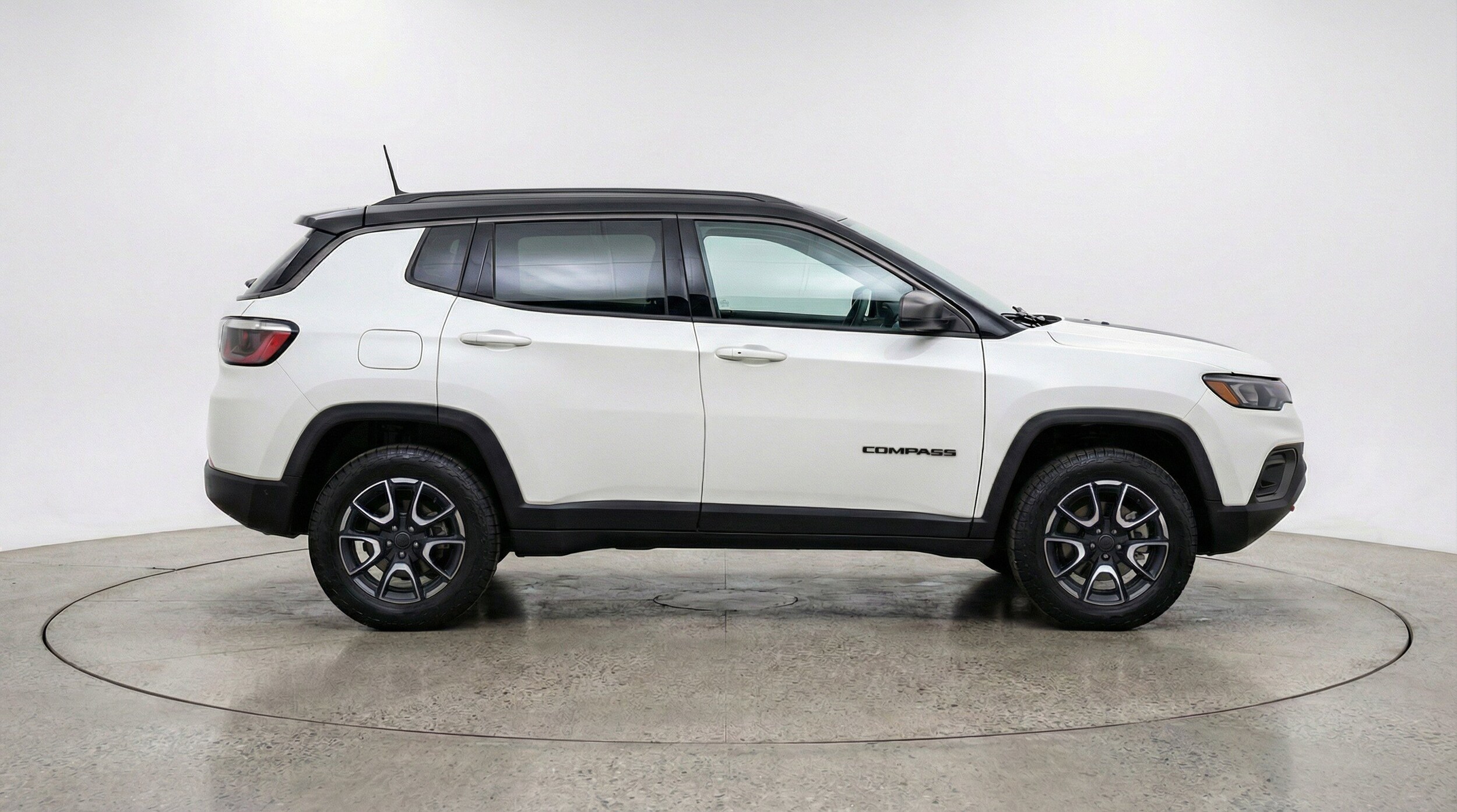 Thumbnail: 2025 Jeep Compass - 11