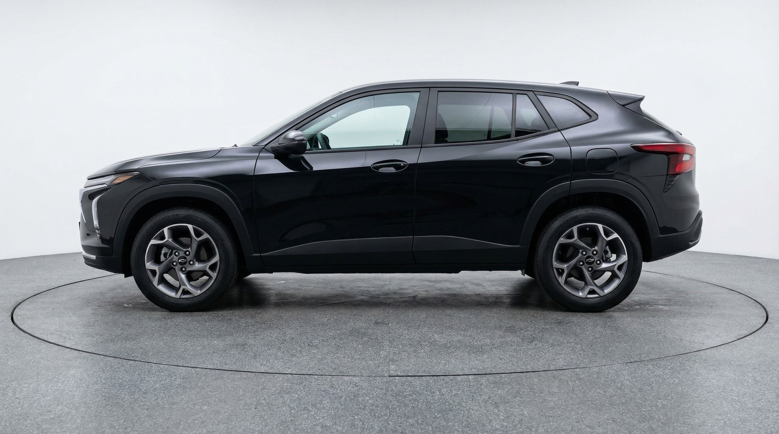 Thumbnail: 2025 Chevrolet Trax - 5