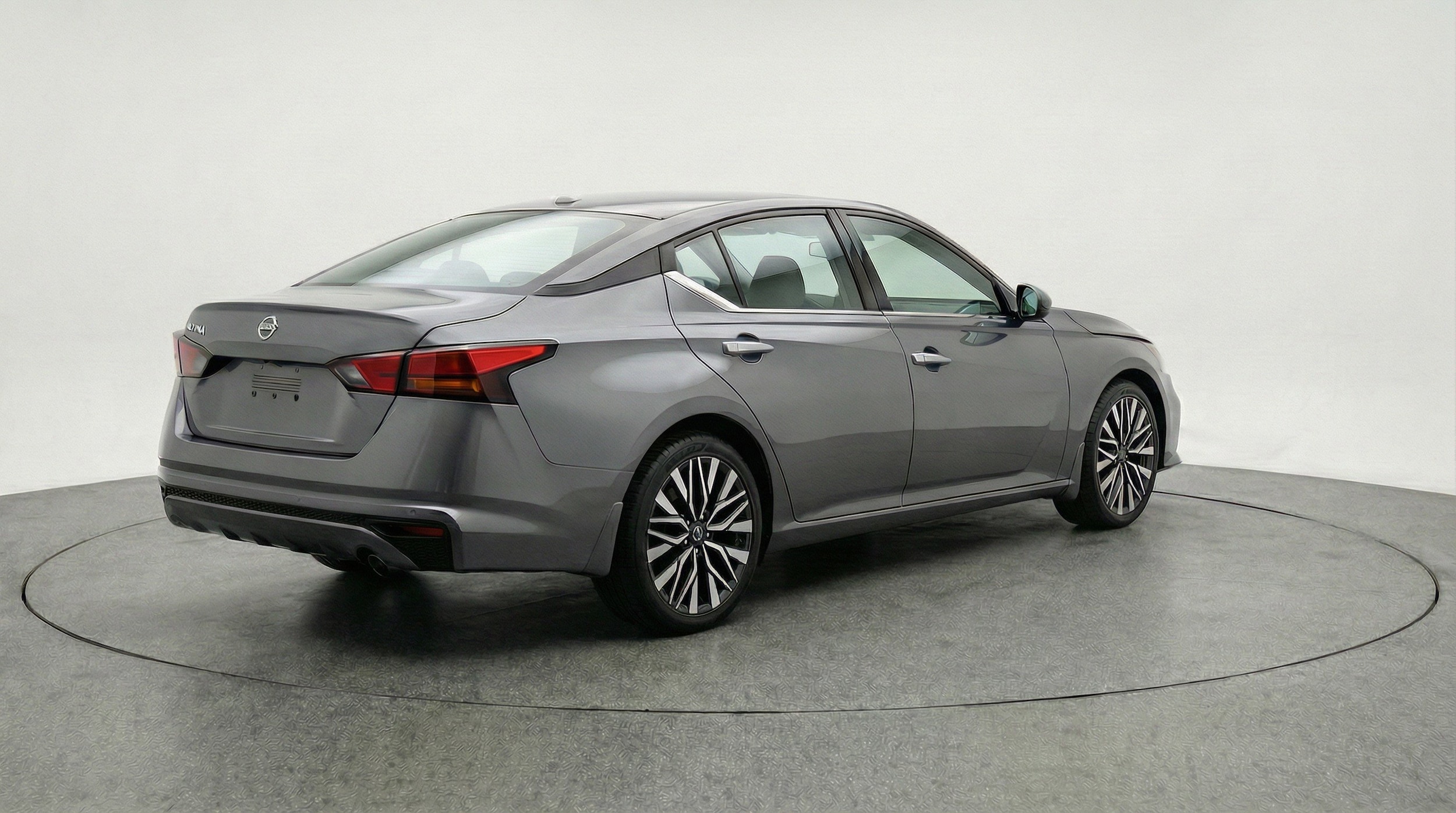 Thumbnail: 2025 Nissan Altima - 9