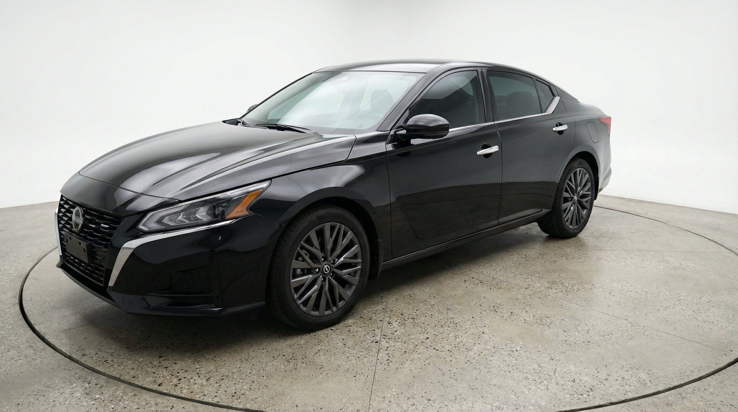 Thumbnail: 2025 Nissan Altima - 3