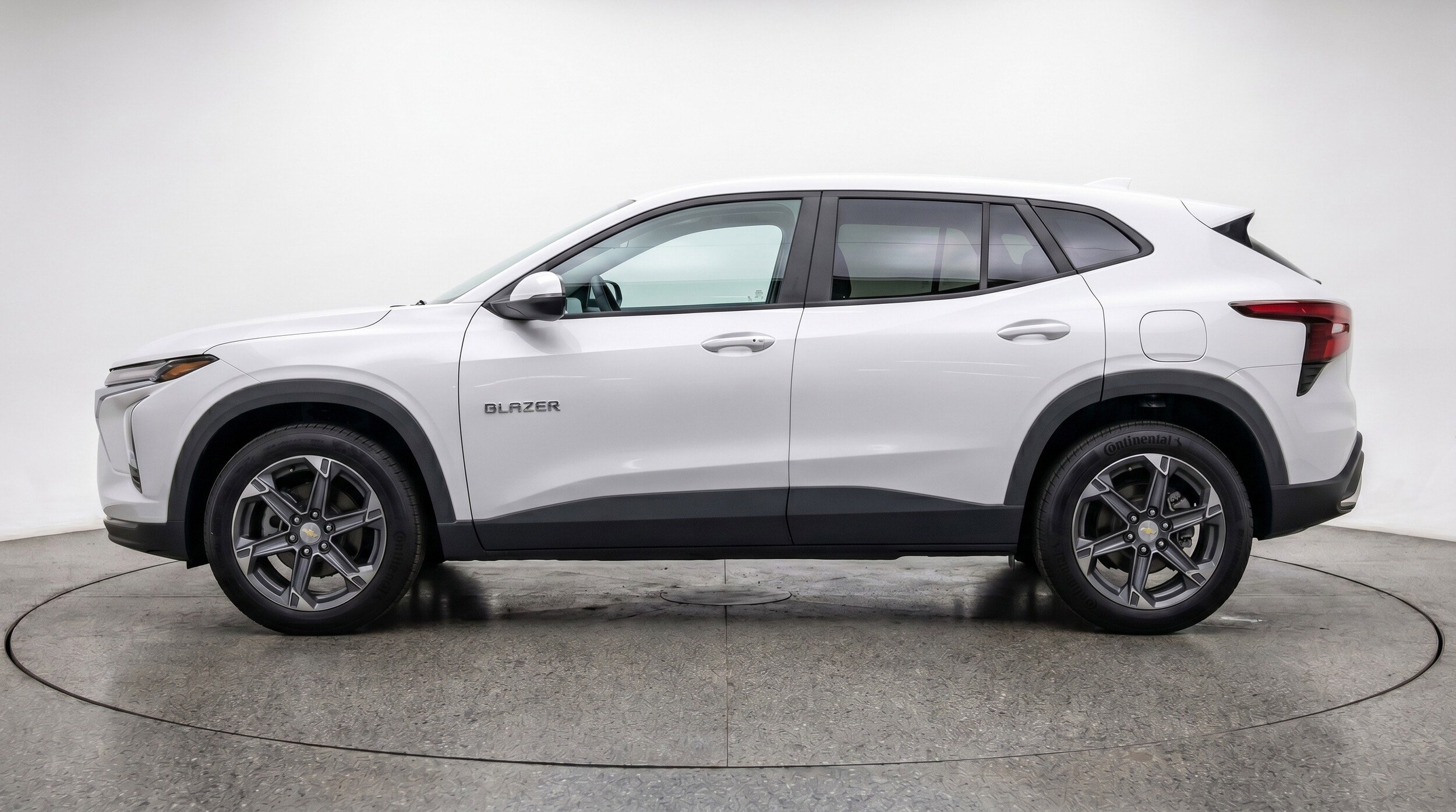 Thumbnail: 2025 Chevrolet Blazer - 5