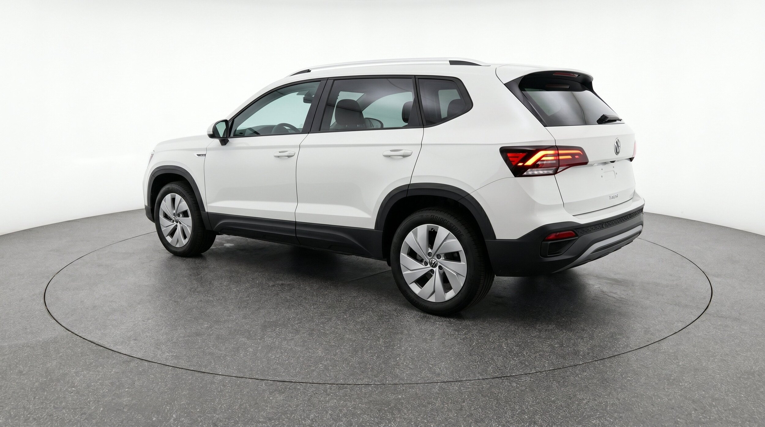 Thumbnail: 2026 Volkswagen Taos - 6