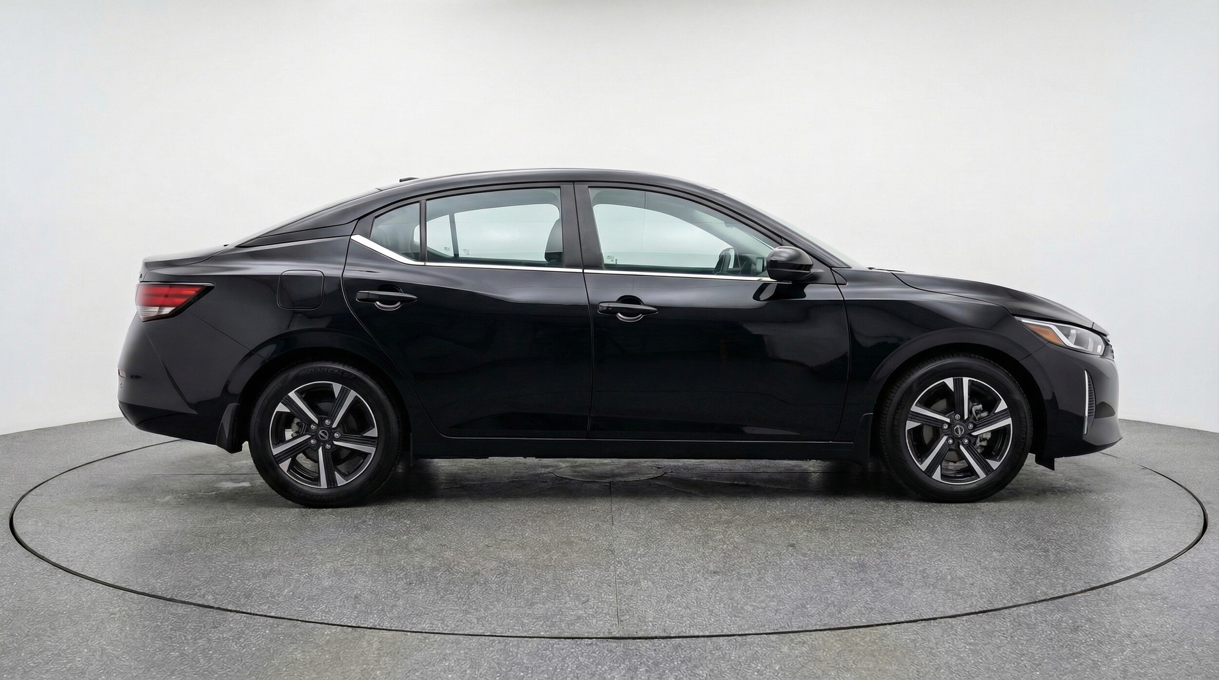 Thumbnail: 2025 Nissan Sentra - 8