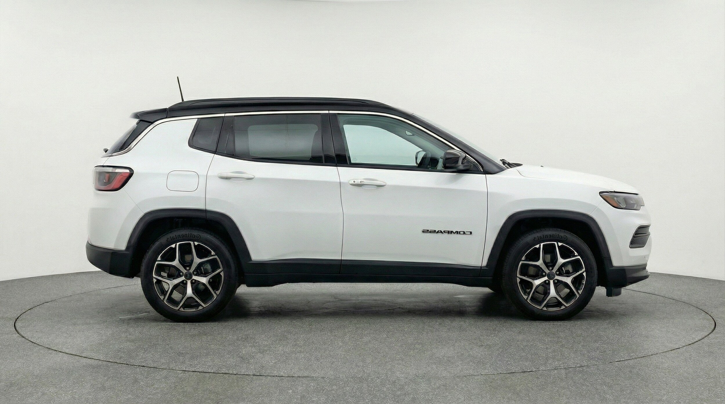 Thumbnail: 2025 Jeep Compass - 11