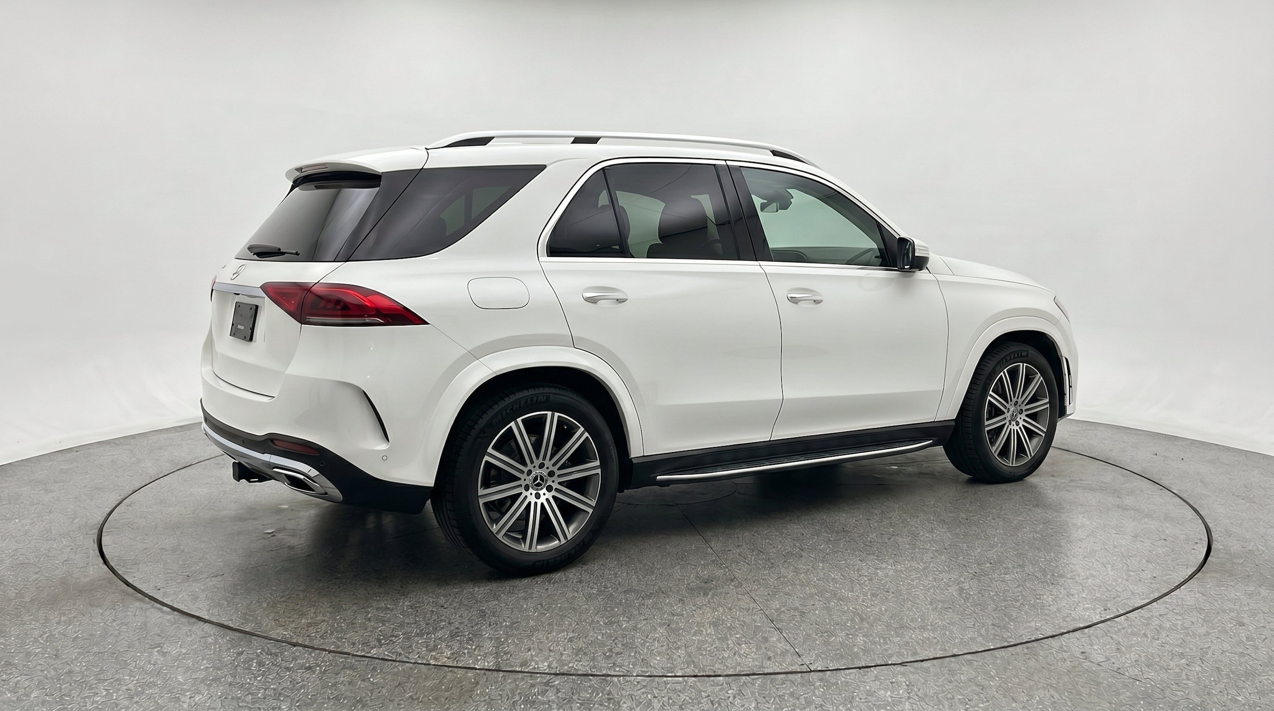 Thumbnail: 2026 Mercedes-Benz GLE - 9