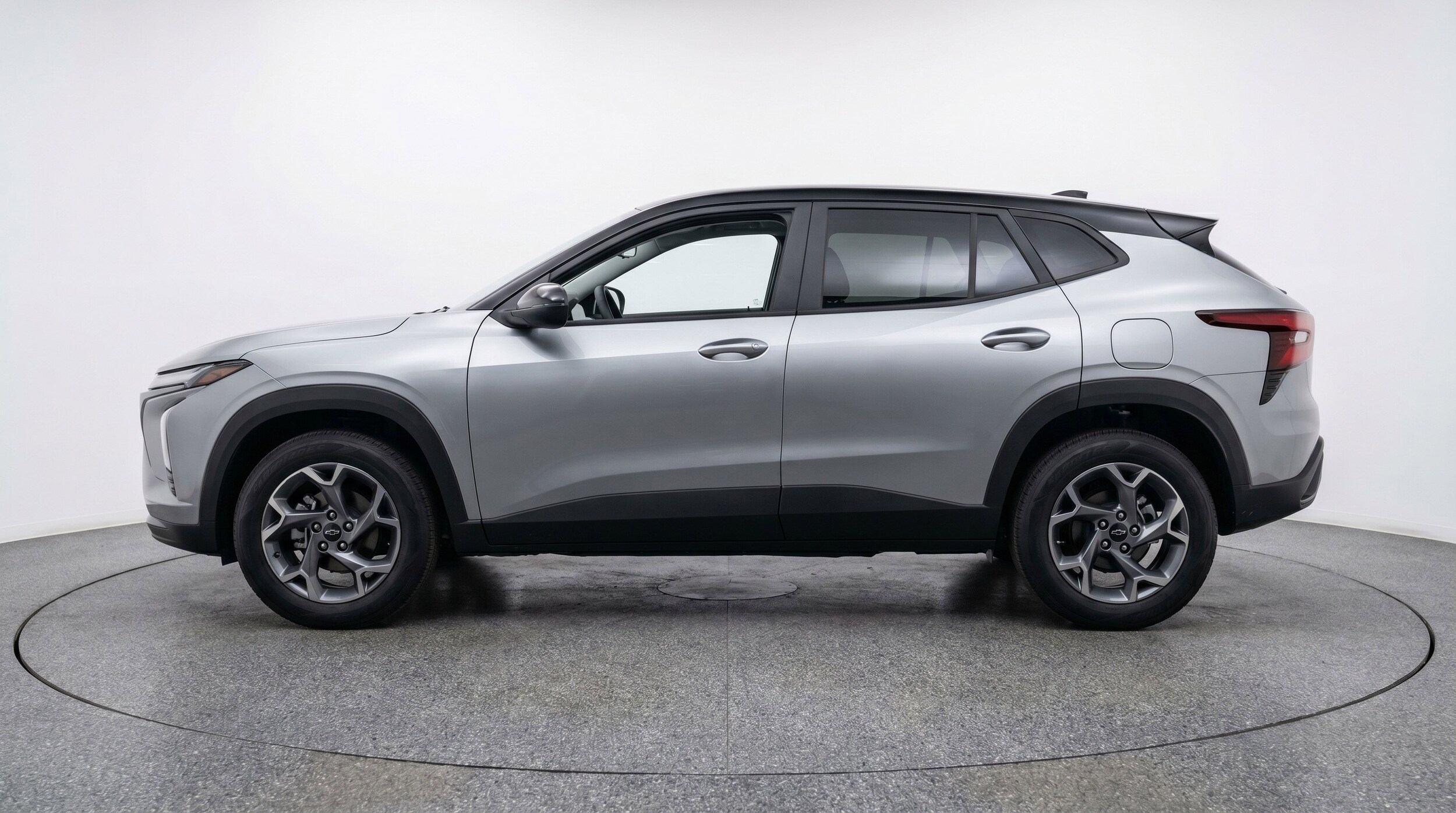 Thumbnail: 2025 Chevrolet Trax - 5