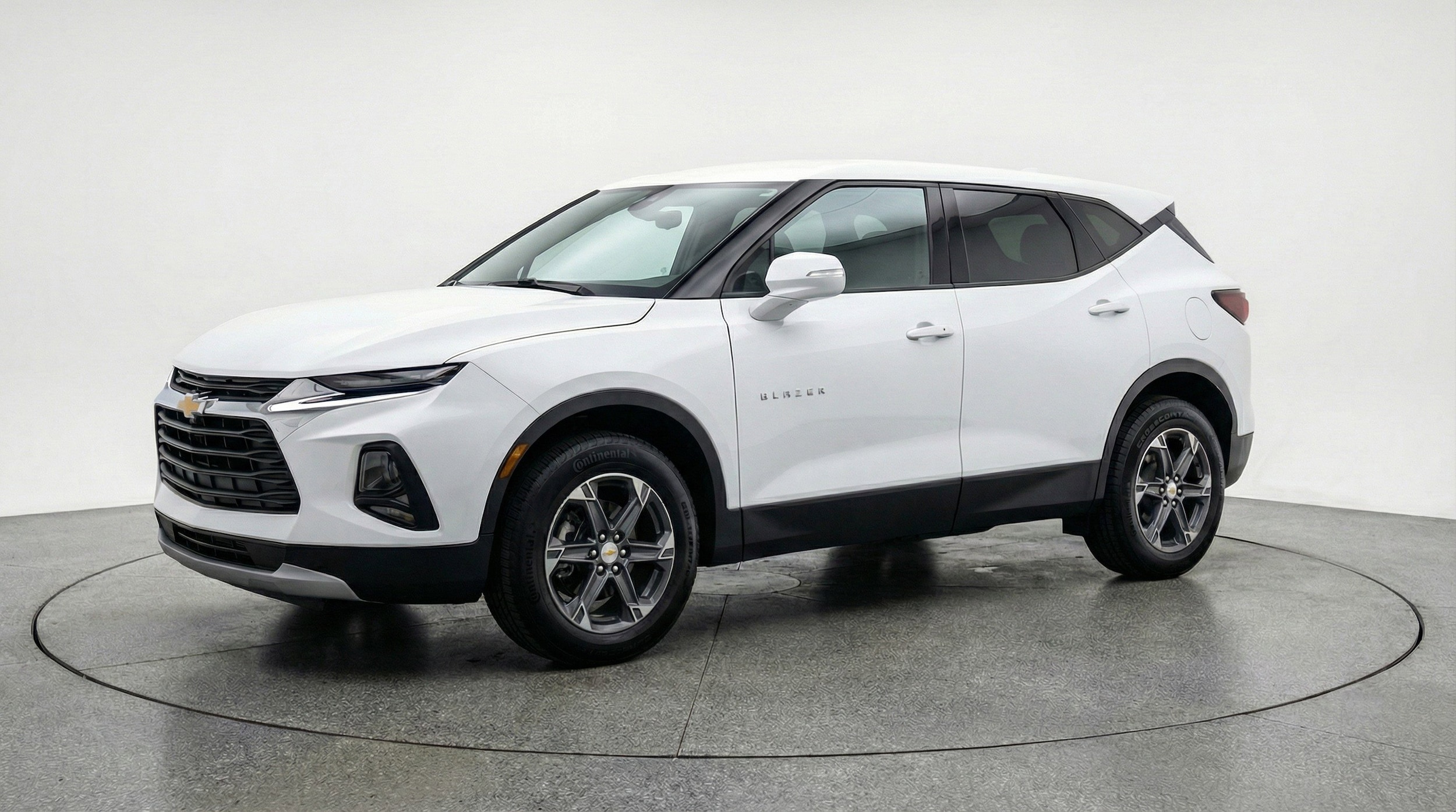 Thumbnail: 2025 Chevrolet Blazer - 3