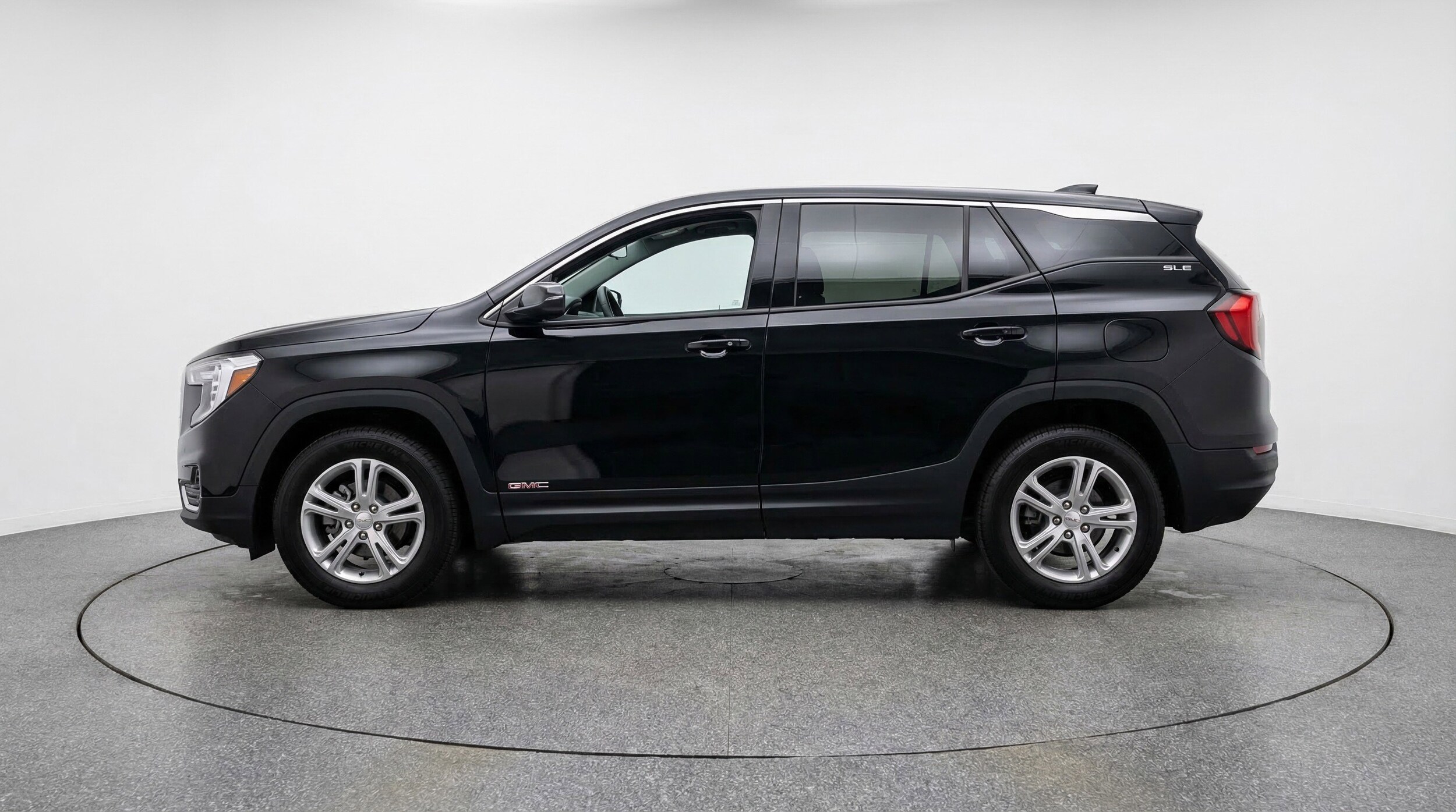 Thumbnail: 2024 GMC Terrain - 5