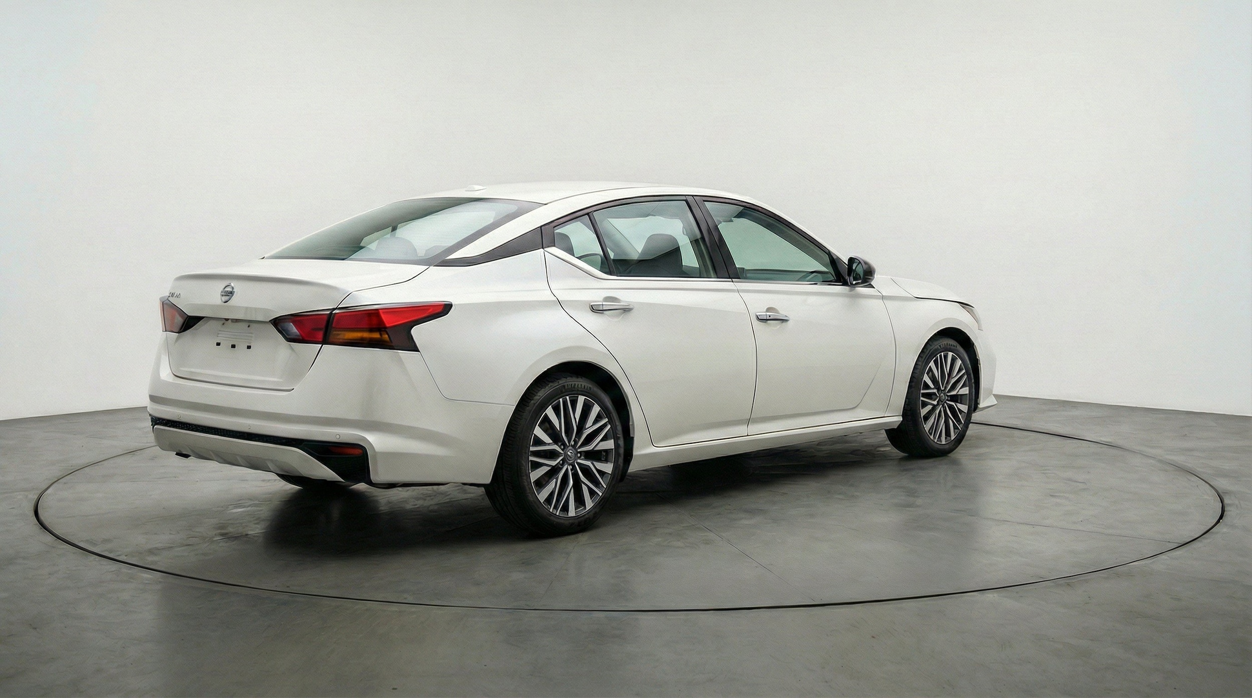 Thumbnail: 2025 Nissan Altima - 9