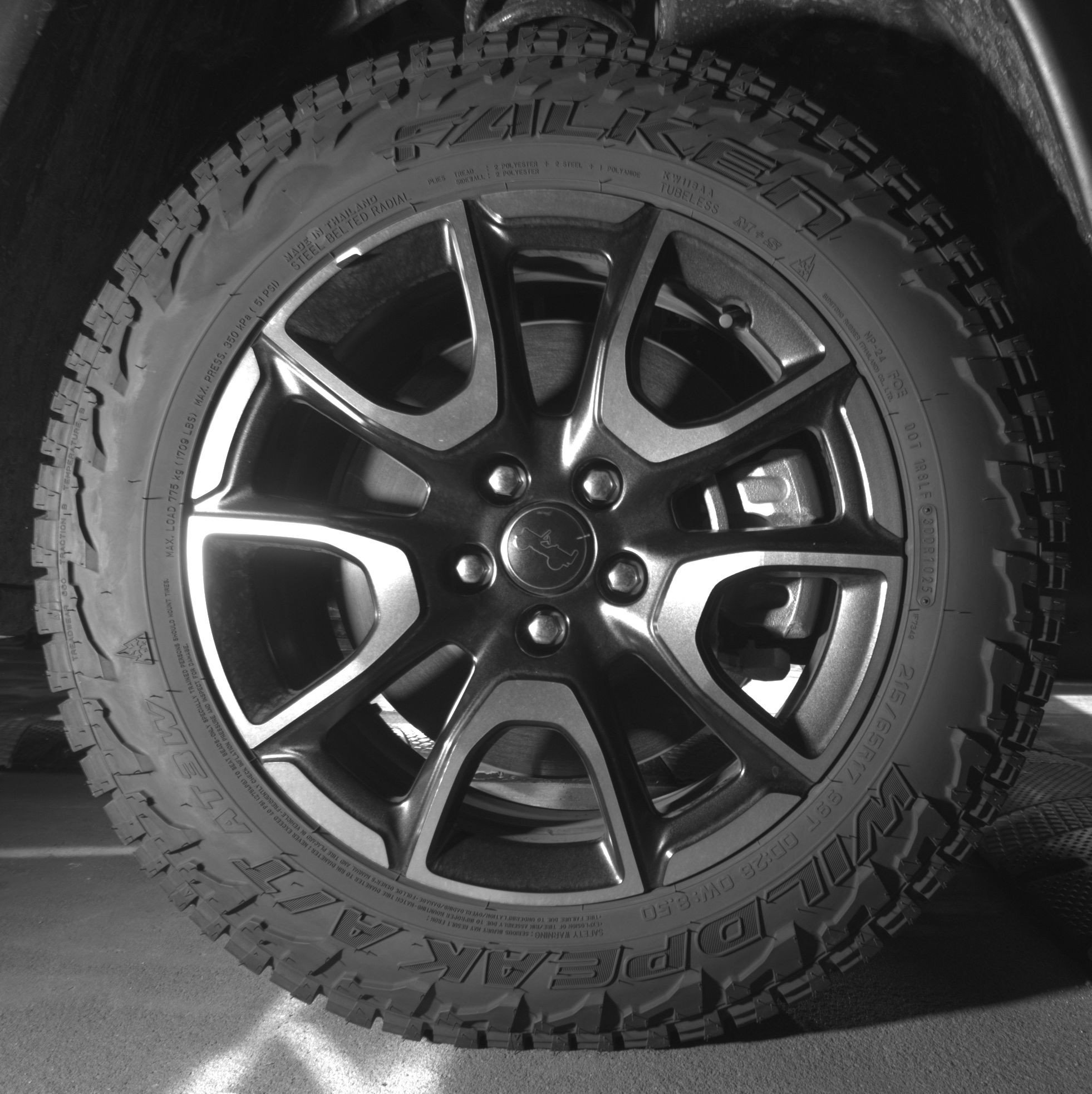 Thumbnail: 2025 Jeep Compass - 13