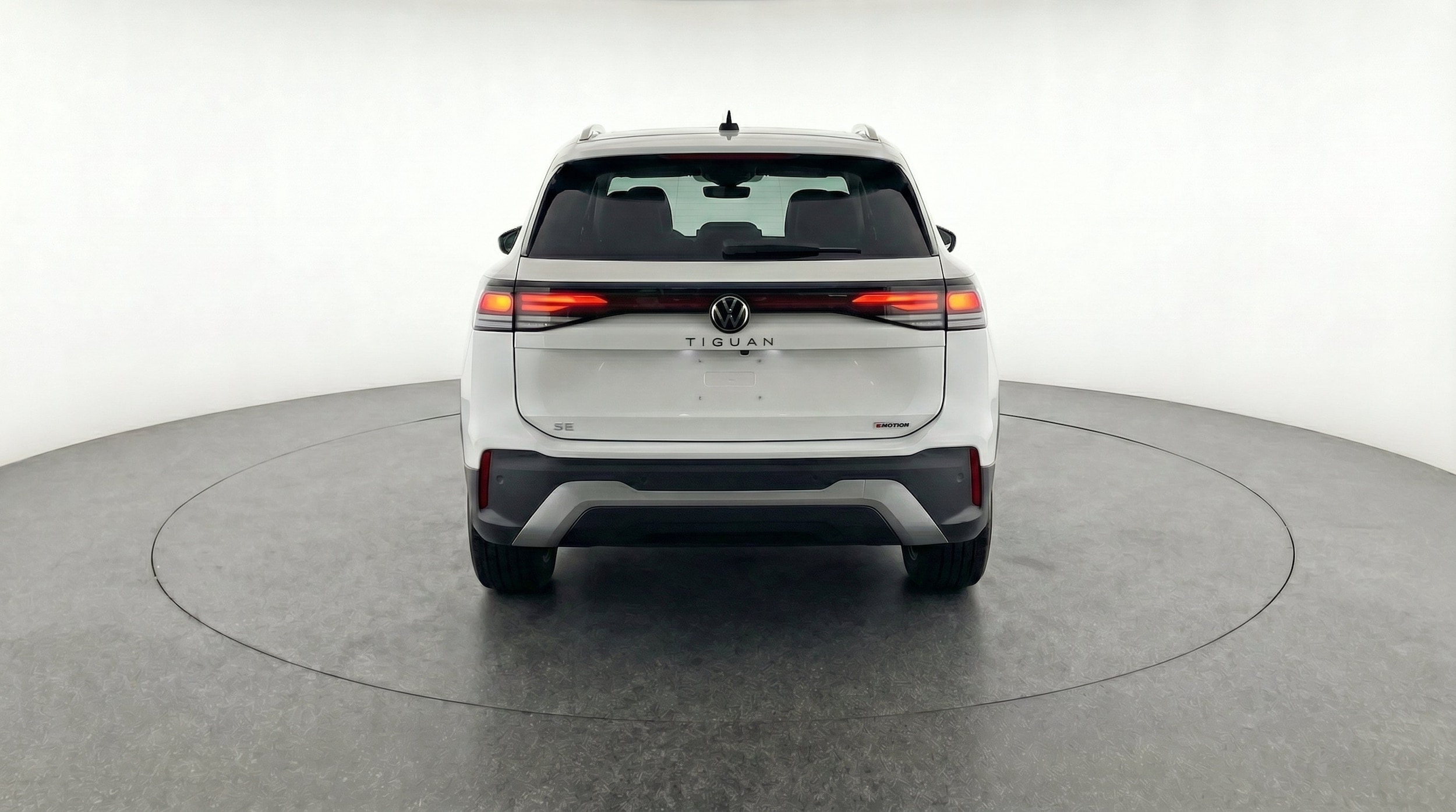 Thumbnail: 2026 Volkswagen Tiguan - 7
