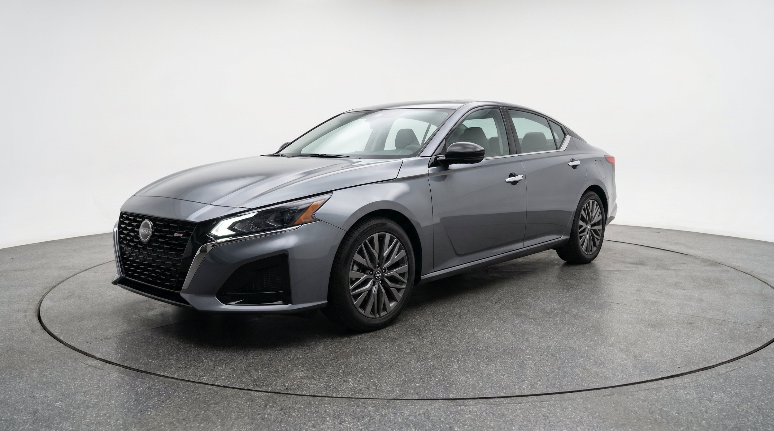 Thumbnail: 2025 Nissan Altima - 3