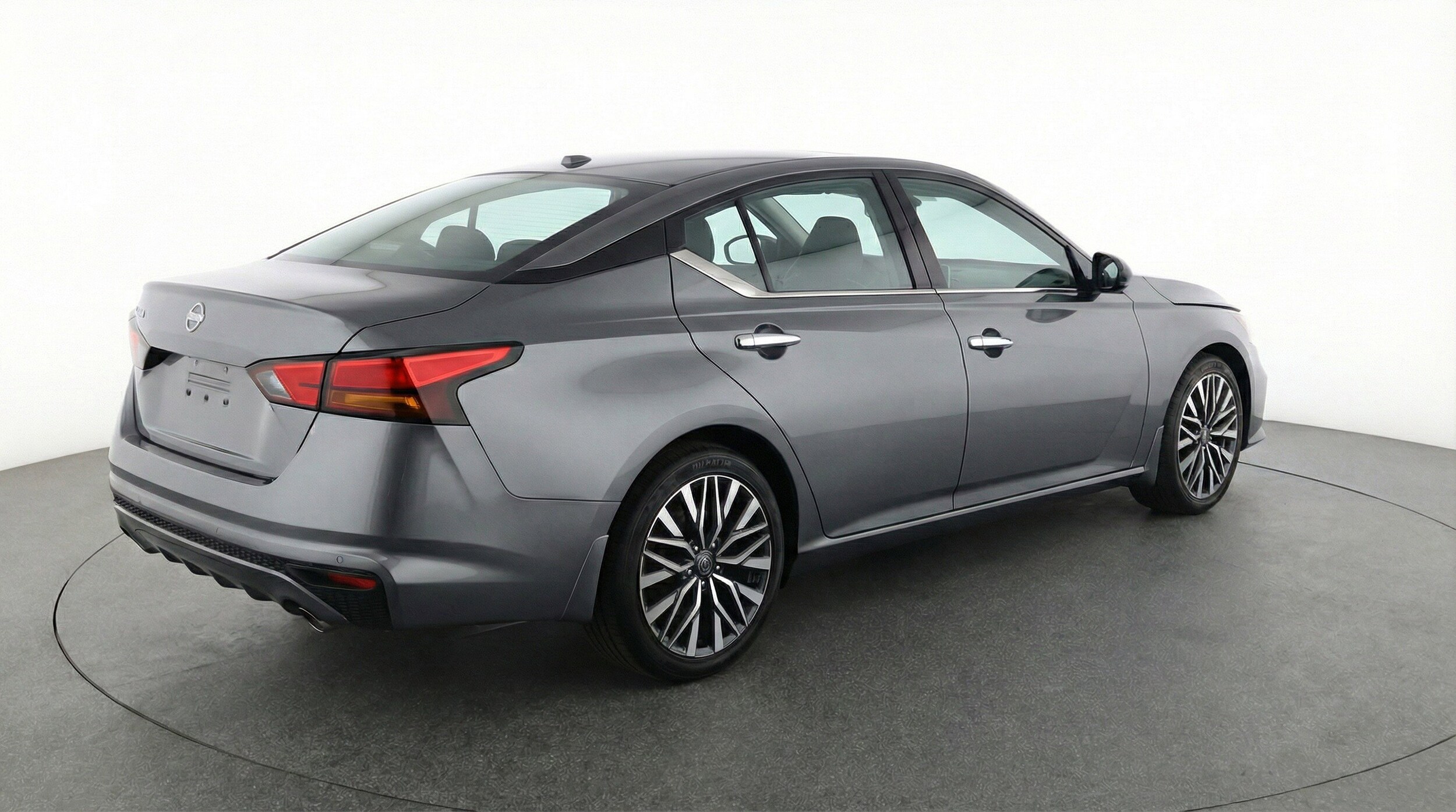 Thumbnail: 2025 Nissan Altima - 9