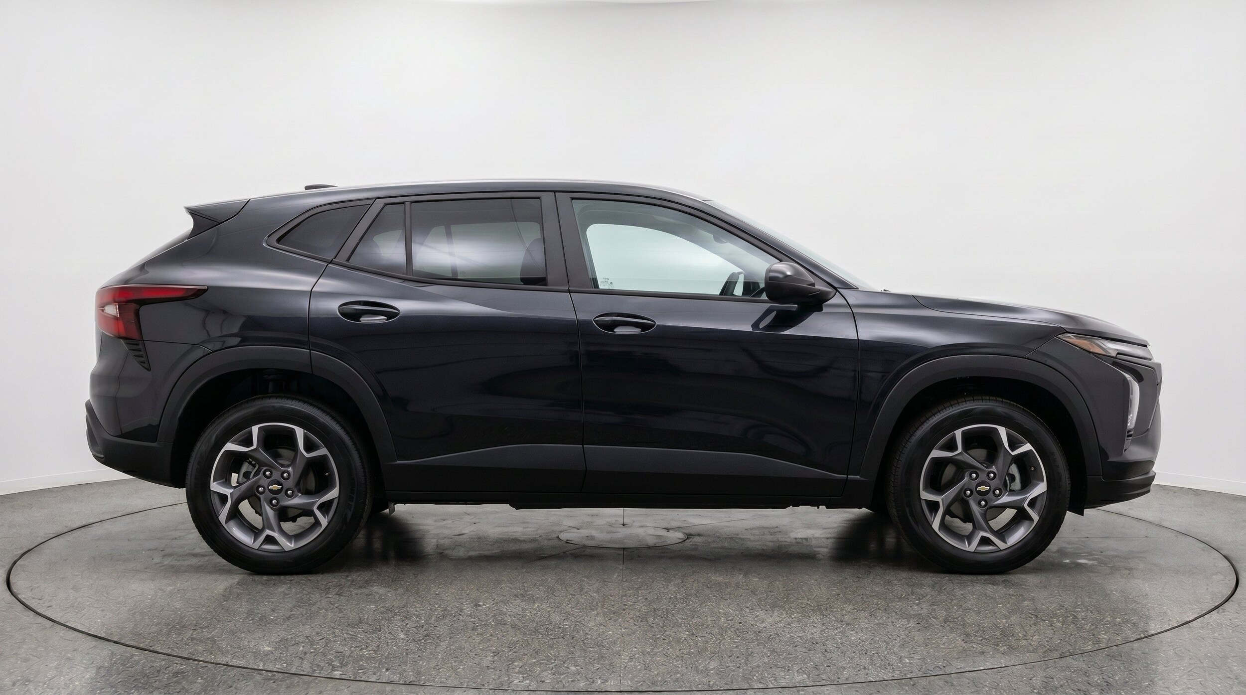 Thumbnail: 2025 Chevrolet Trax - 11