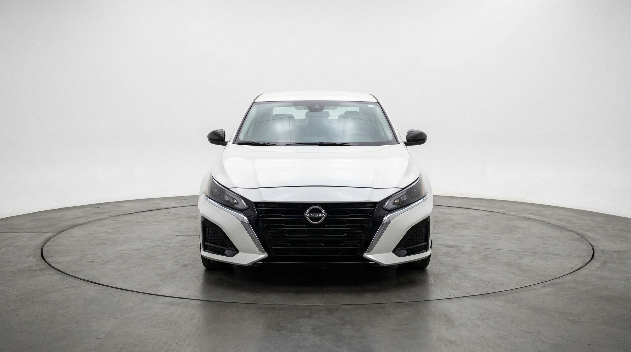 Thumbnail: 2025 Nissan Altima - 2