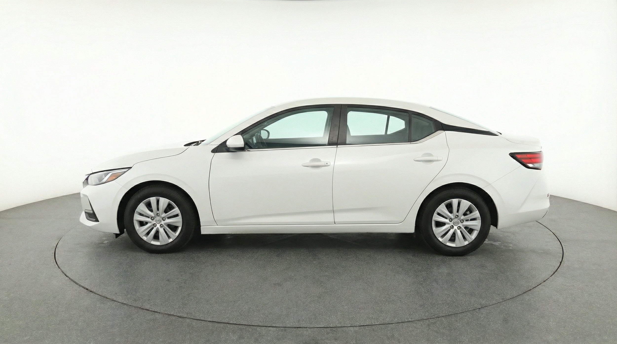 Thumbnail: 2025 Nissan Sentra - 5