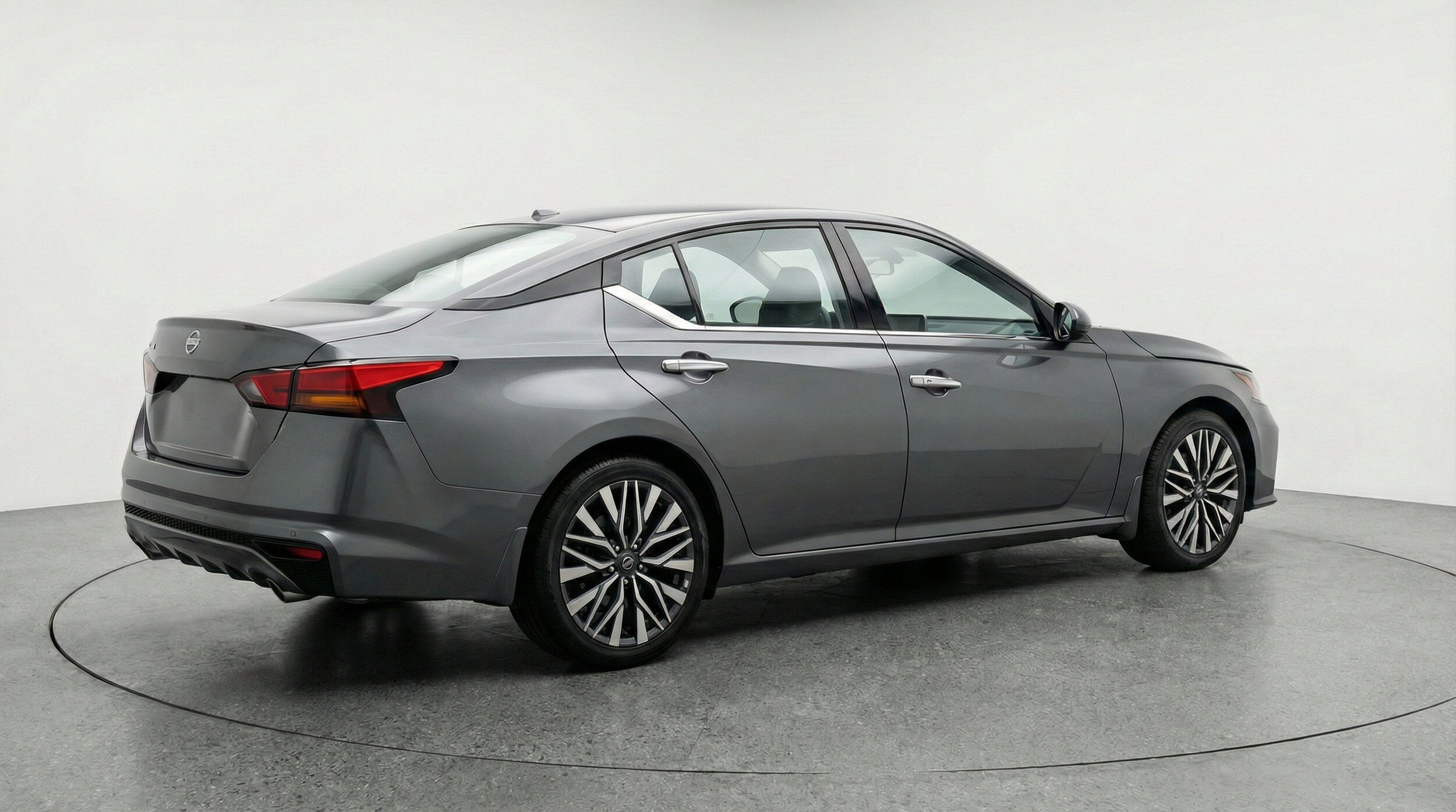 Thumbnail: 2025 Nissan Altima - 9