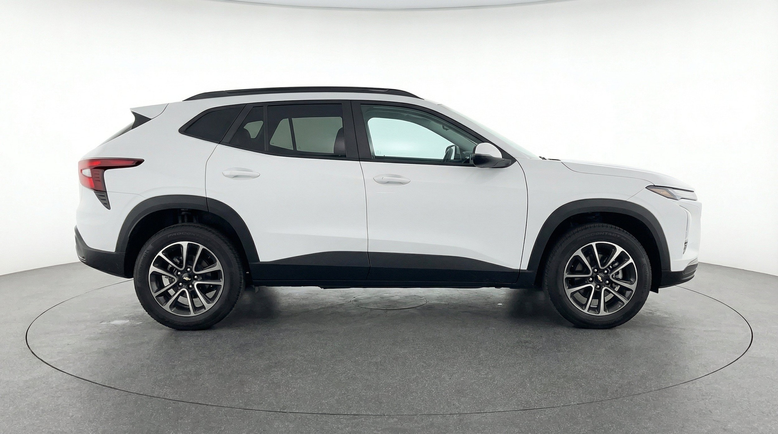 Thumbnail: 2025 Chevrolet TrailBlazer - 11