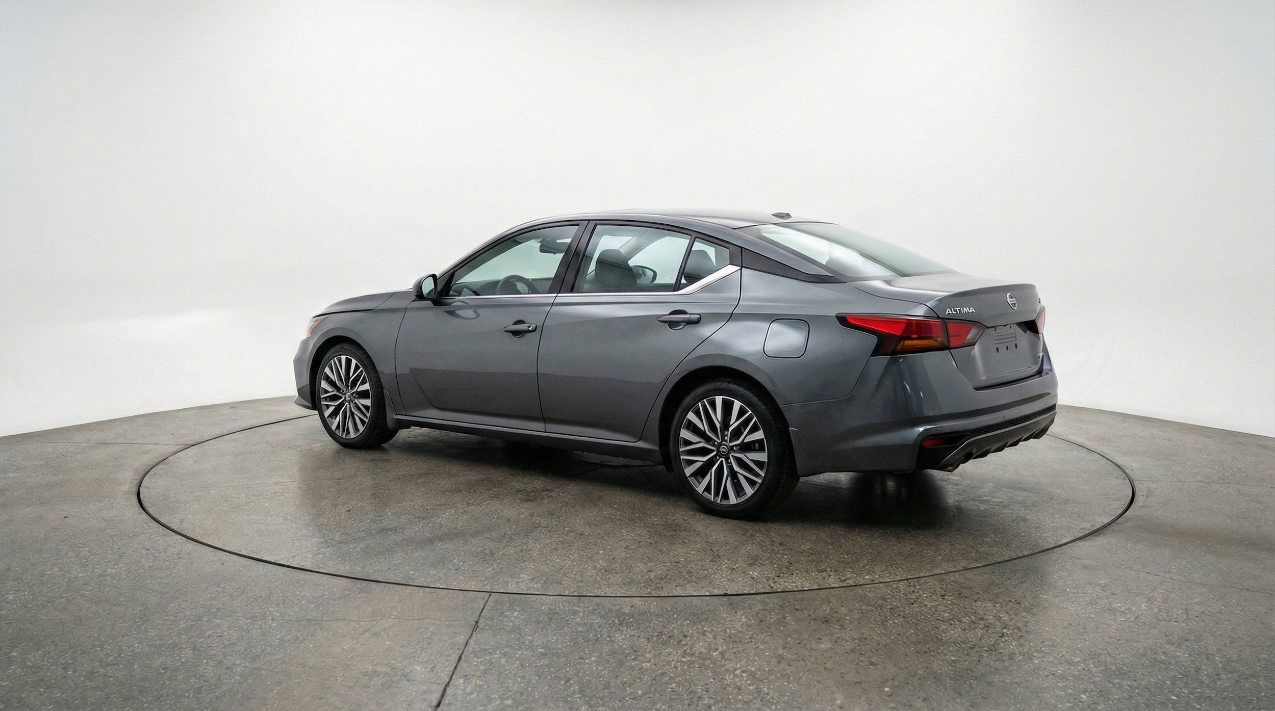 Thumbnail: 2025 Nissan Altima - 6