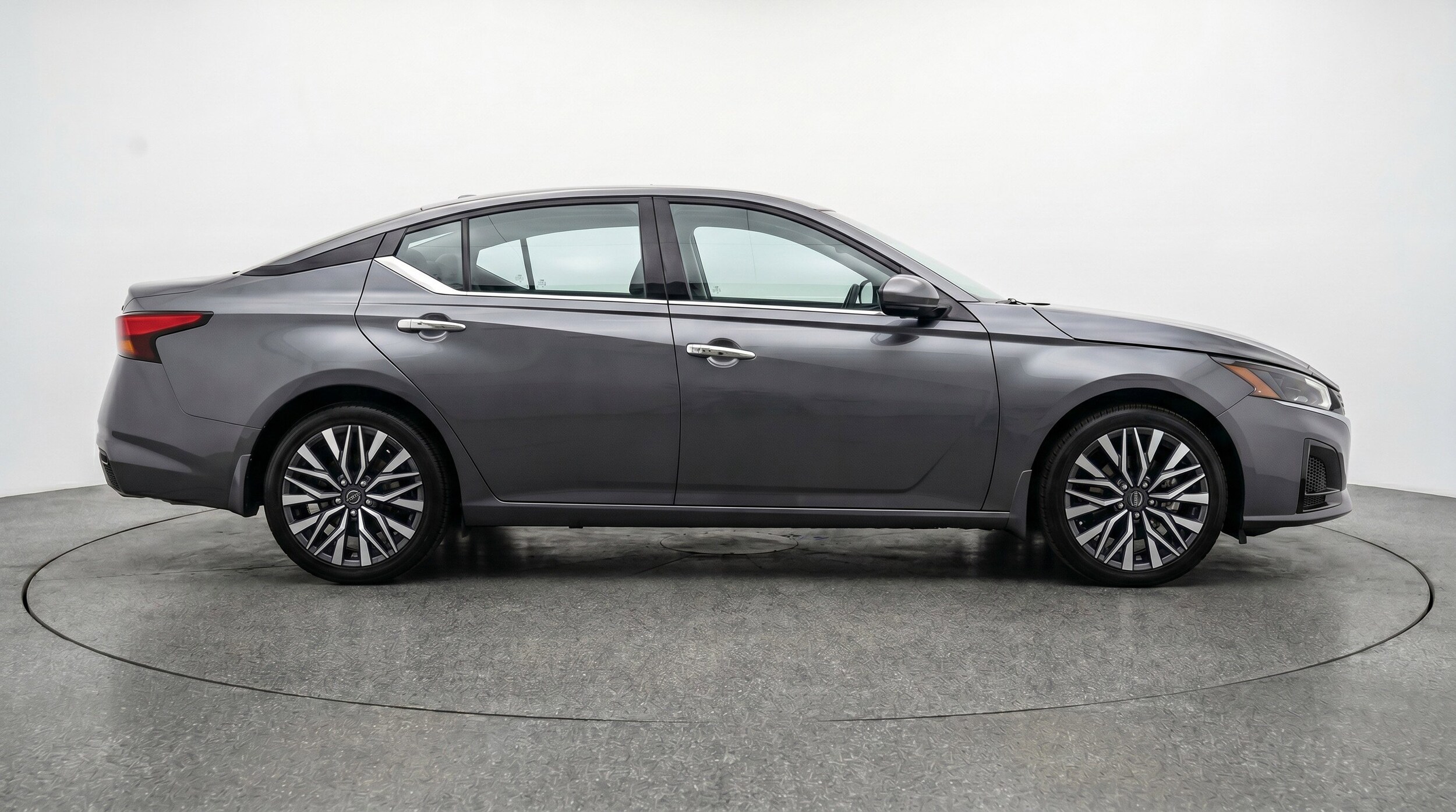 Thumbnail: 2025 Nissan Altima - 11