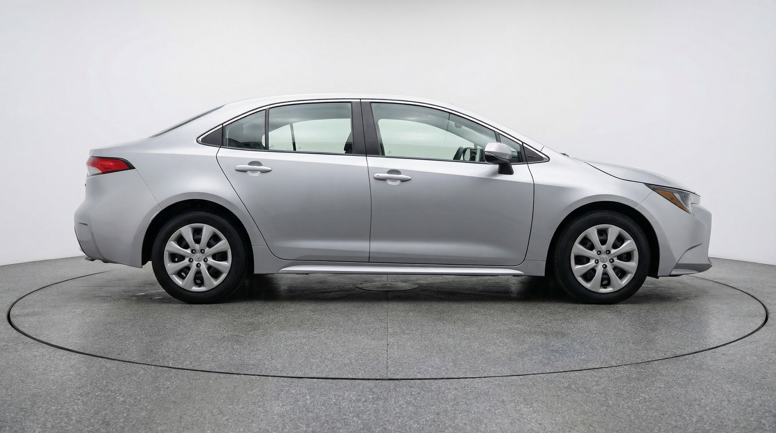 Thumbnail: 2025 Toyota Corolla - 11