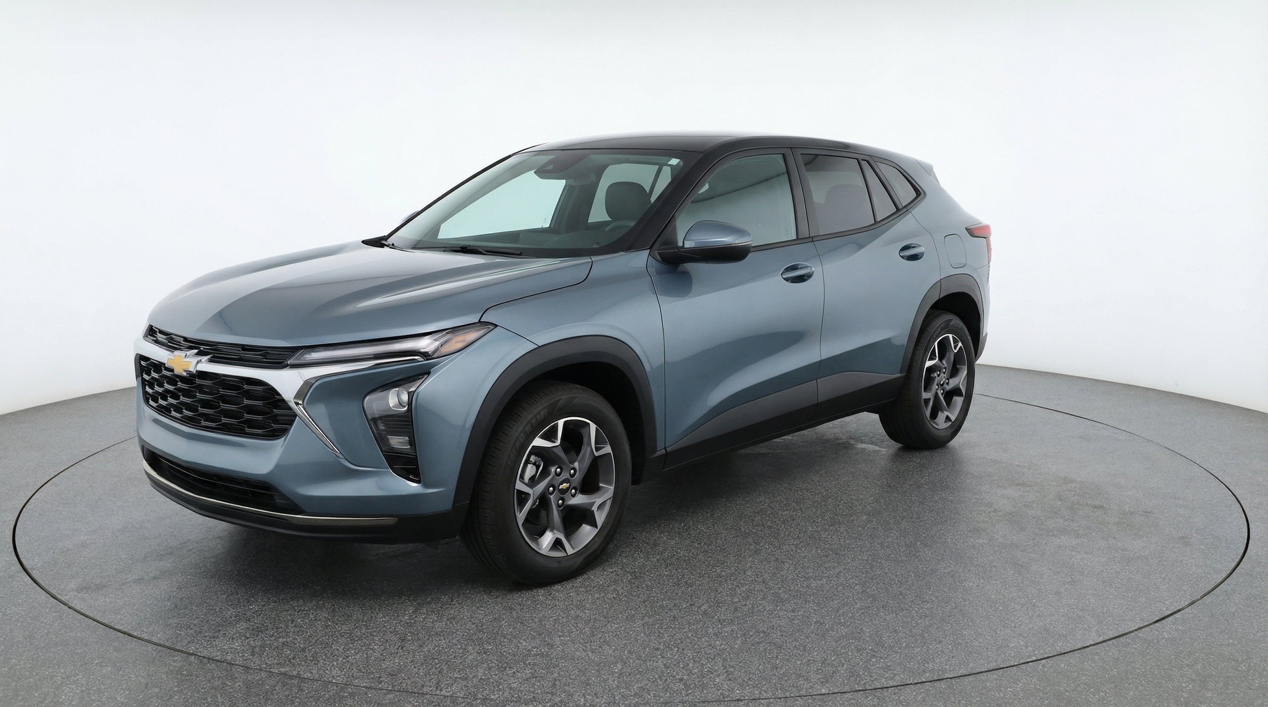 Thumbnail: 2025 Chevrolet Trax - 3