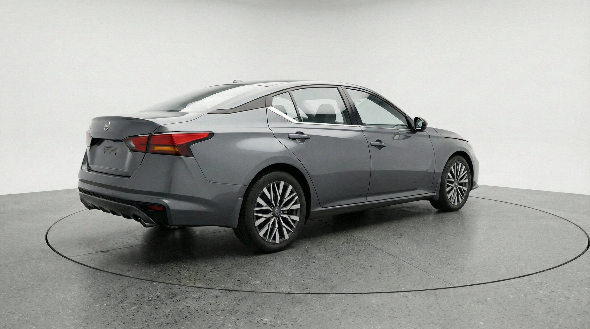 Thumbnail: 2025 Nissan Altima - 9
