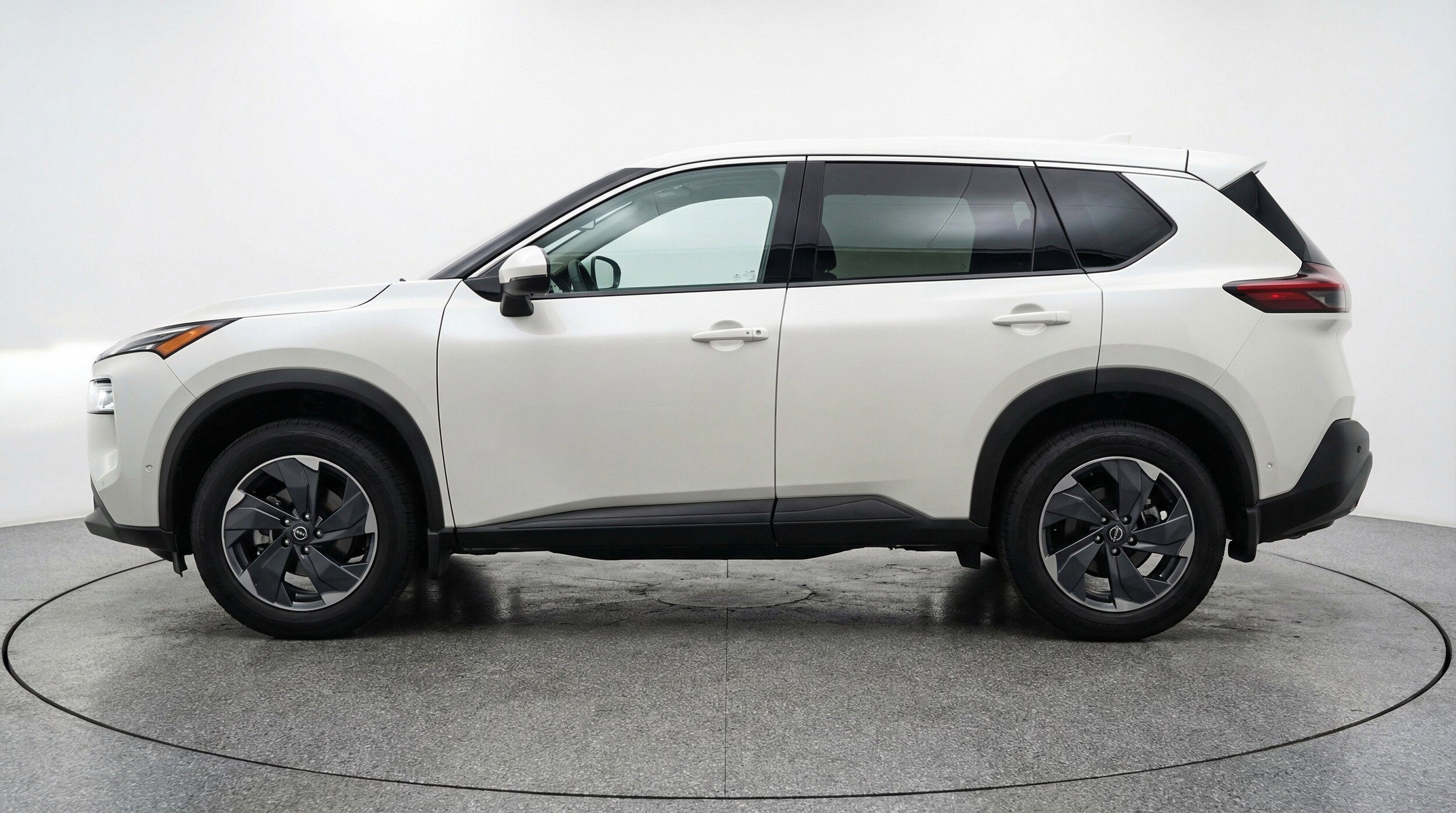 Thumbnail: 2025 Nissan Rogue - 5