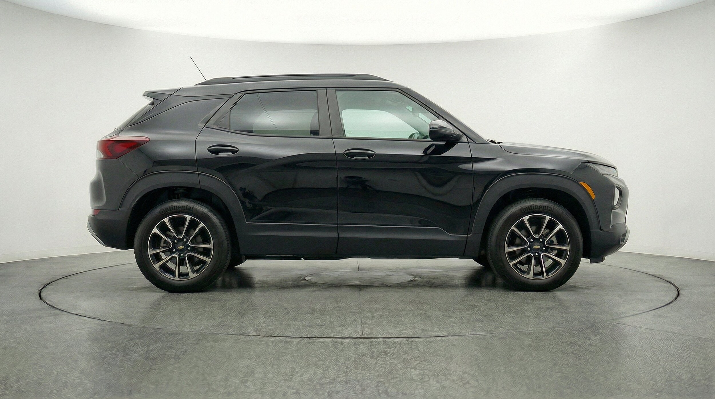 Thumbnail: 2025 Chevrolet TrailBlazer - 10