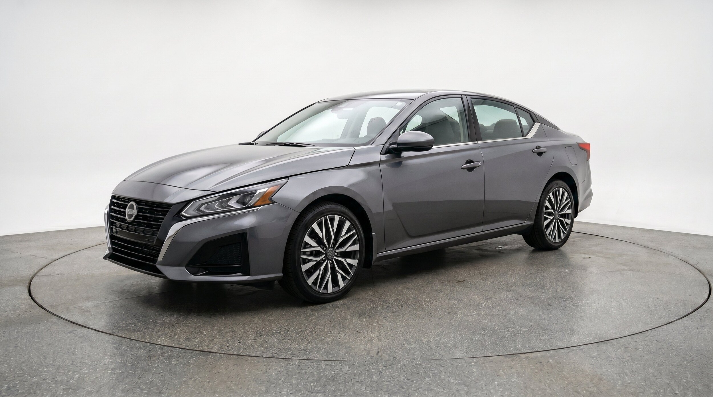 Thumbnail: 2025 Nissan Altima - 3